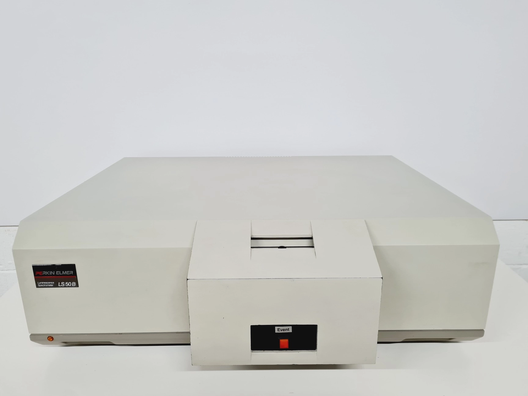 Perkin Elmer Luminescence Spectrometer LS50B Lab