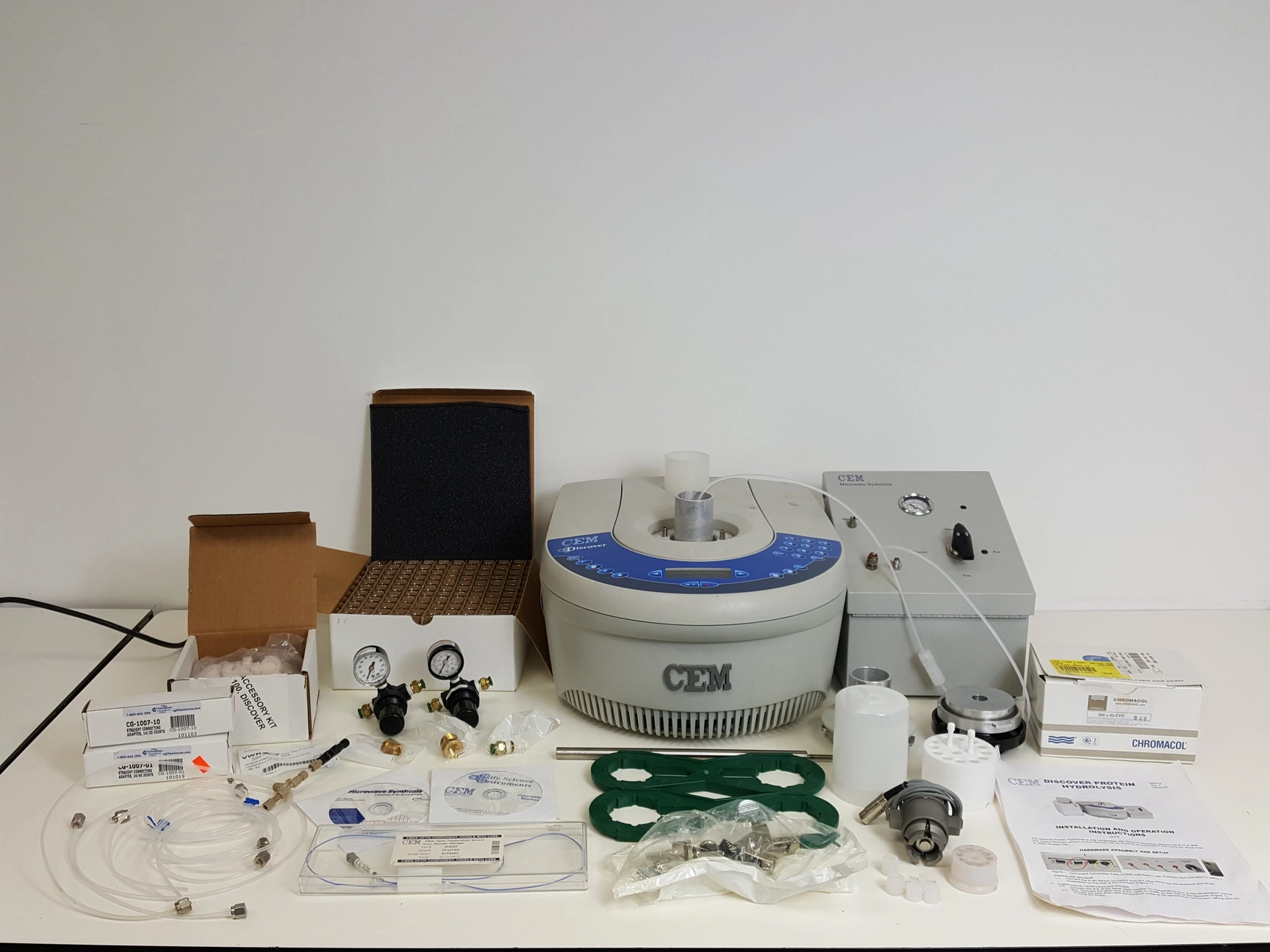 CEM Discover Hydrolysis System &amp; Parts - Model 90810 &amp; Protein Hydrolysis 510500