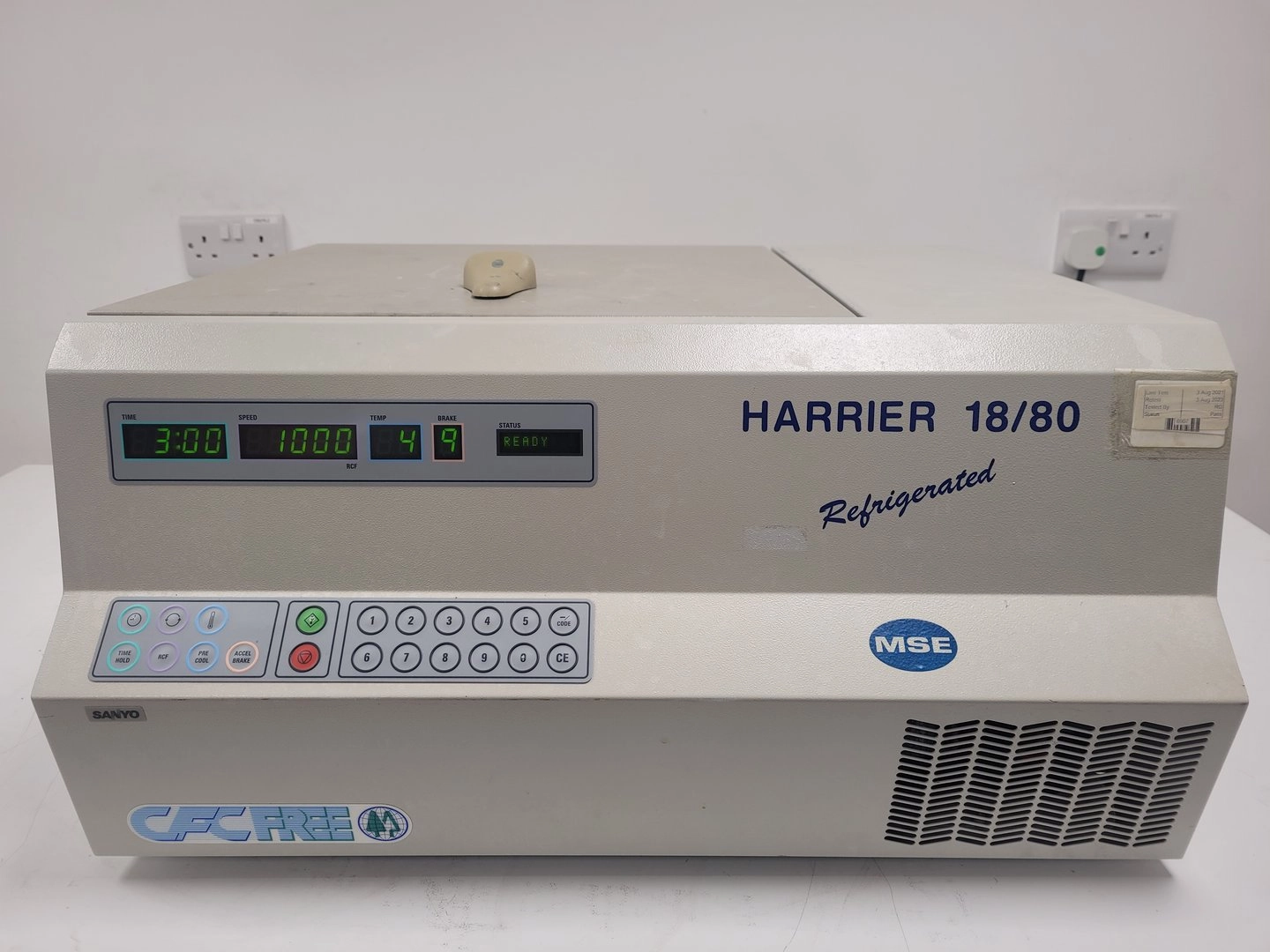 Sanyo MSE Harrier 18/80 Refrigerated Centrifuge with 6000rpm Rotor Lab