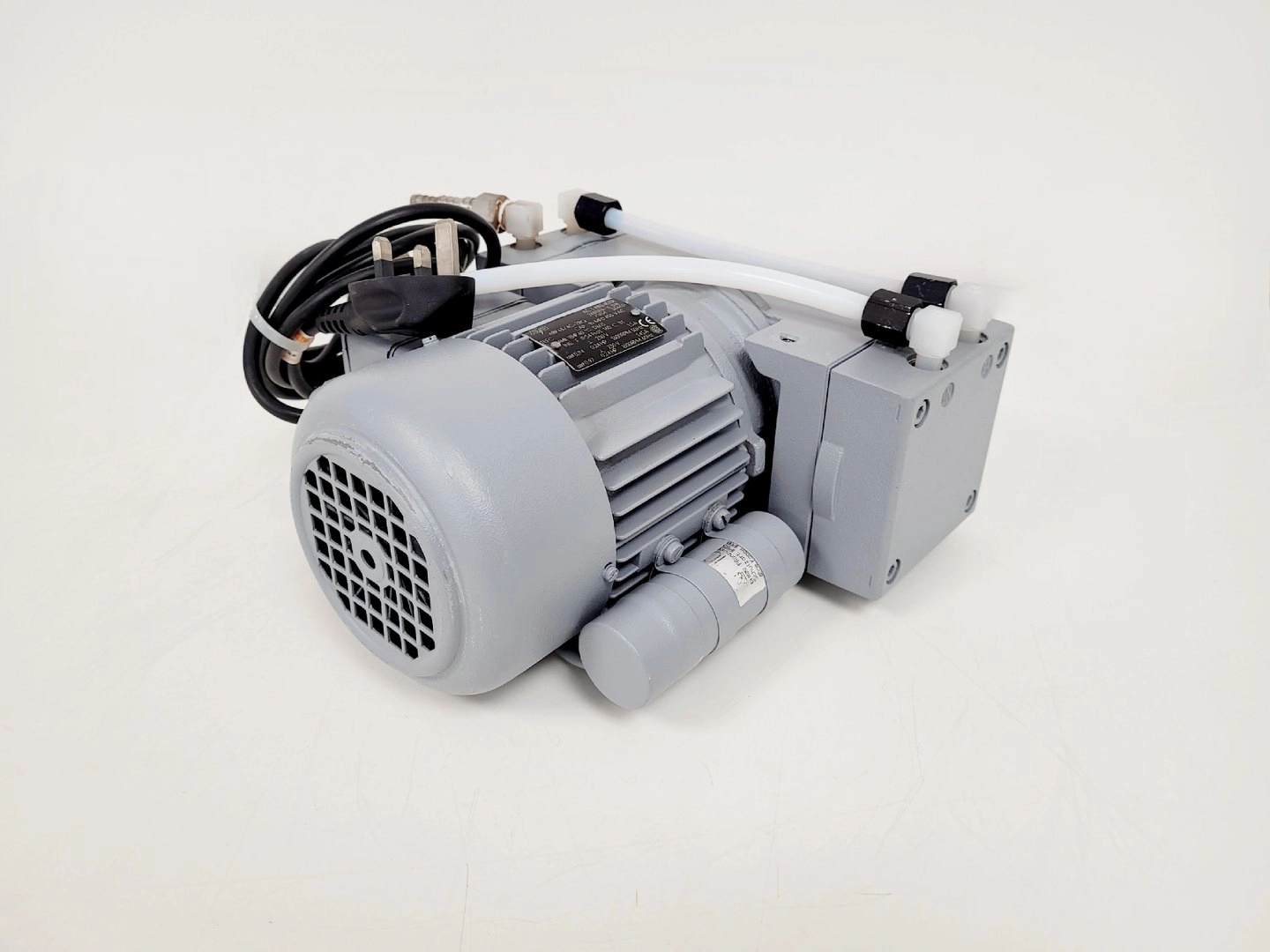 Vacuubrand MZ 2CE Membrane Diaphram Vacuum Pump Lab