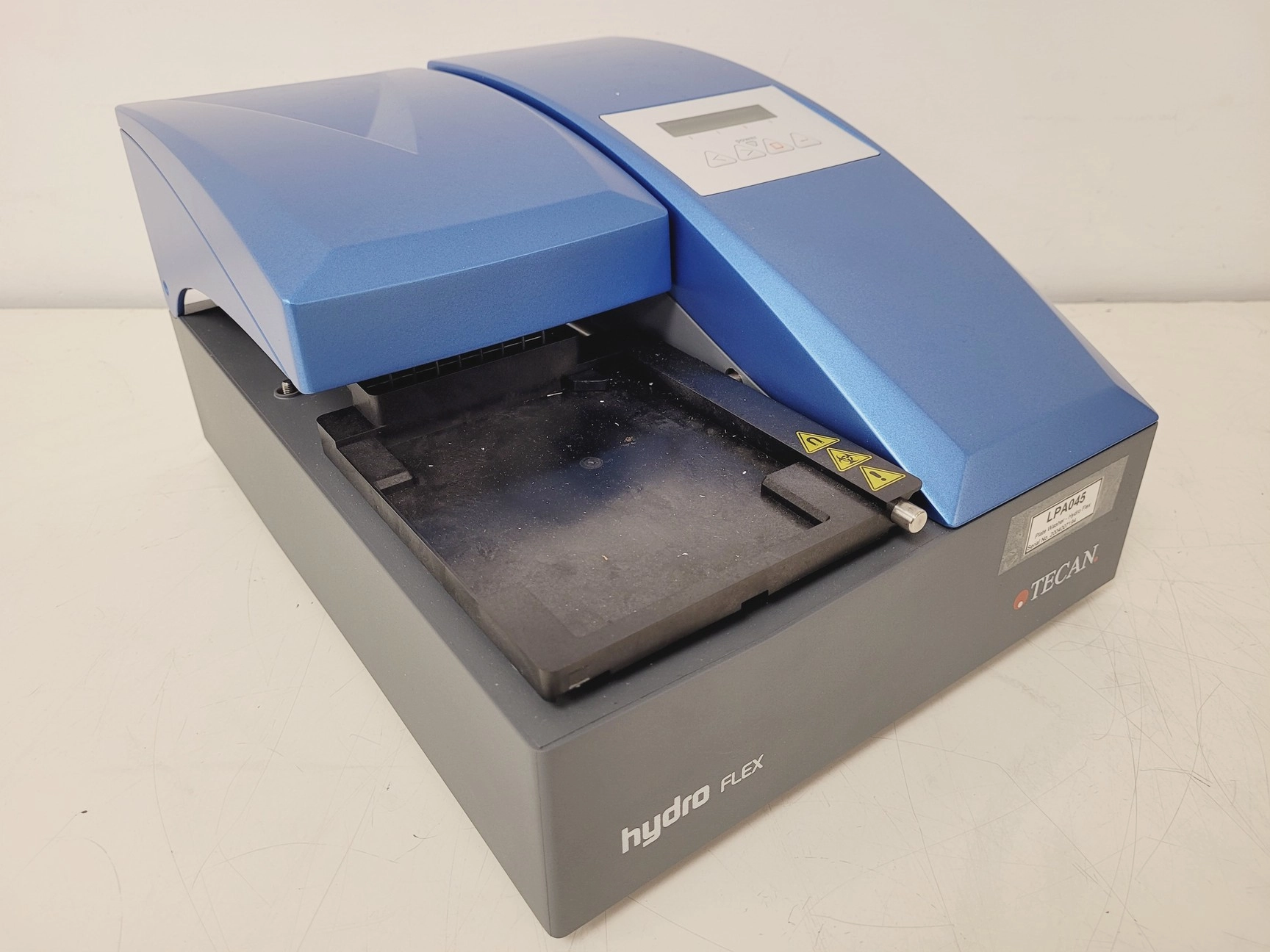 Tecan HydroFlex Microplate Washer Lab