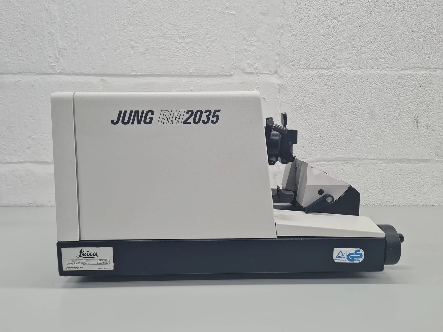 Leica Model Jung RM2035 Rotary Microtome Lab