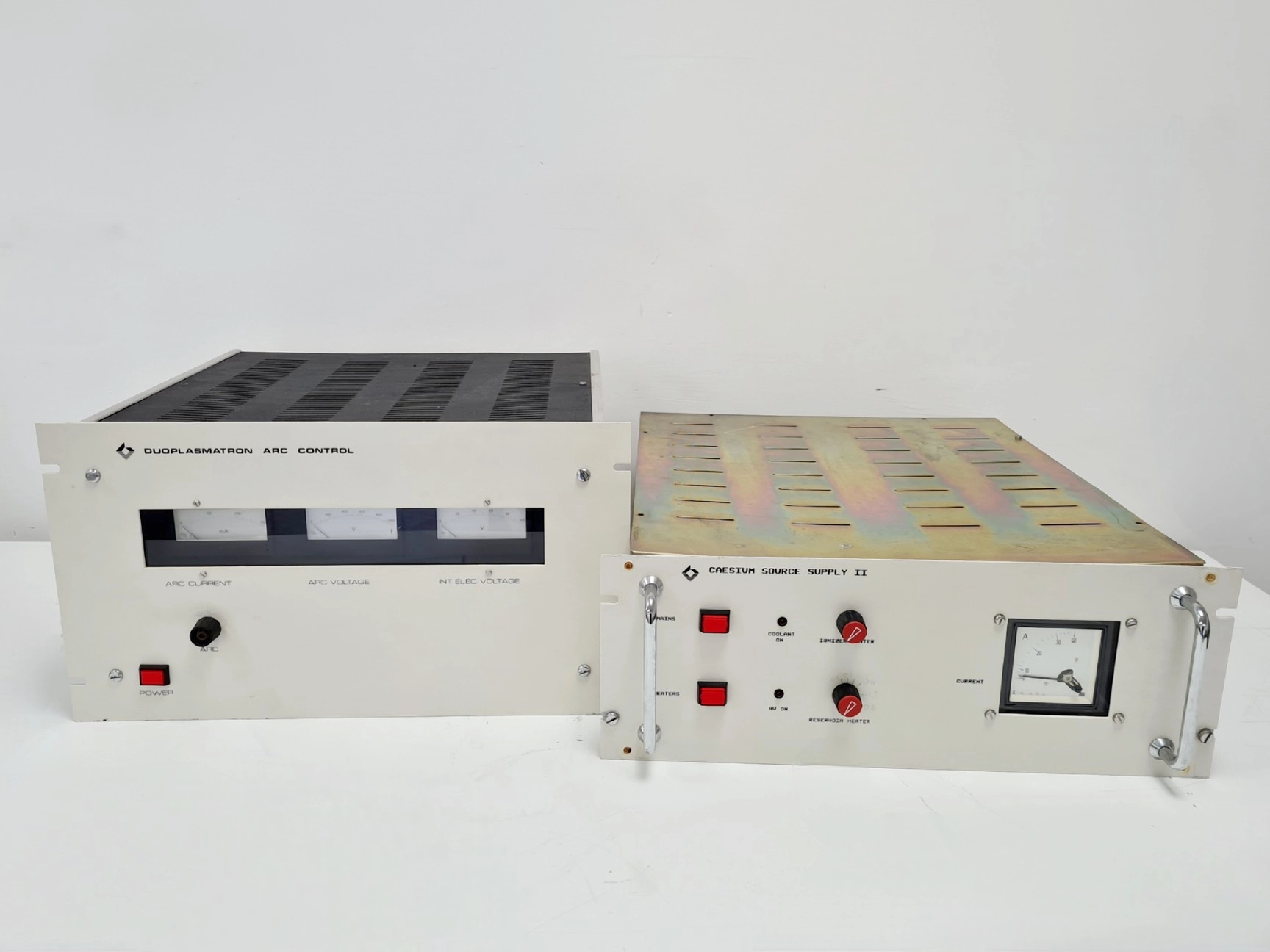 V.G. Electronics Duoplasmatrom Arc Control &amp; Caesium Source Supply II Lab