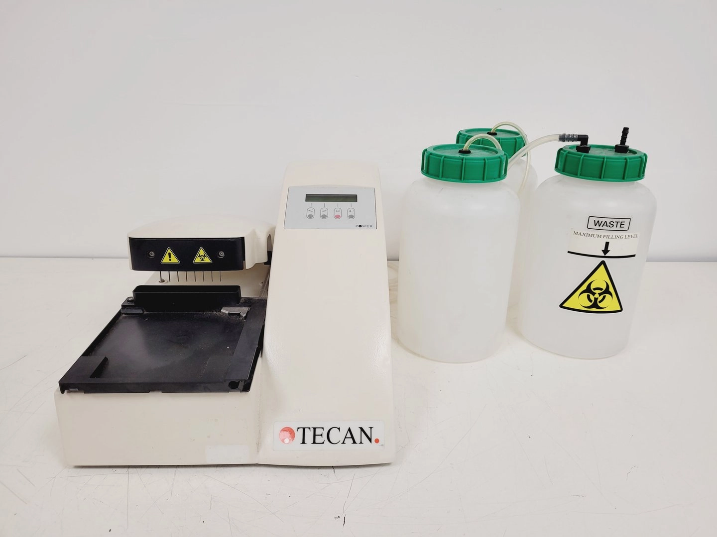 Tecan Columbus Washer Plus Basic Microplate Washer Lab