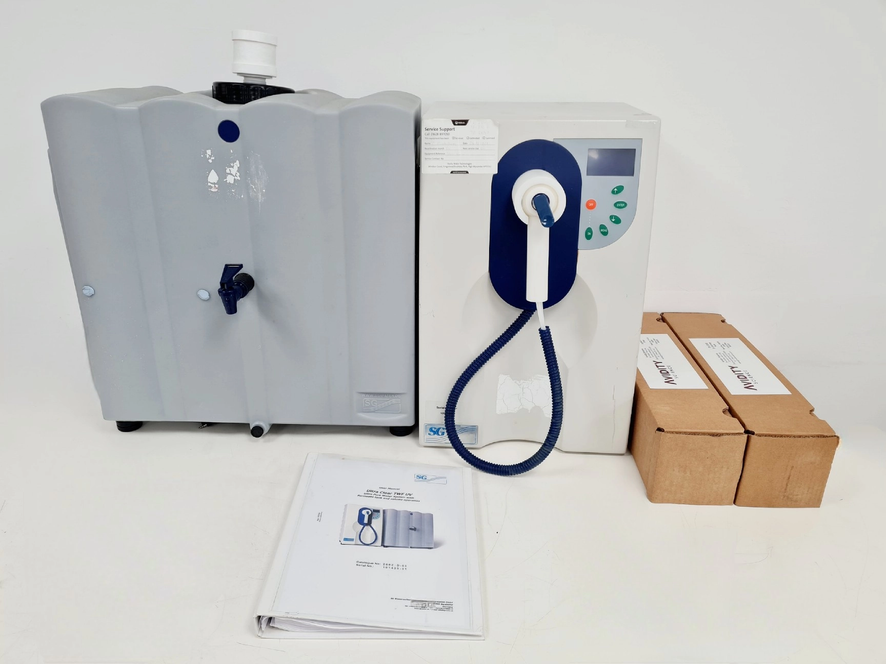 SG Ultra Clear TUF UV Ultrapure Water System With Permeate Tank Lab