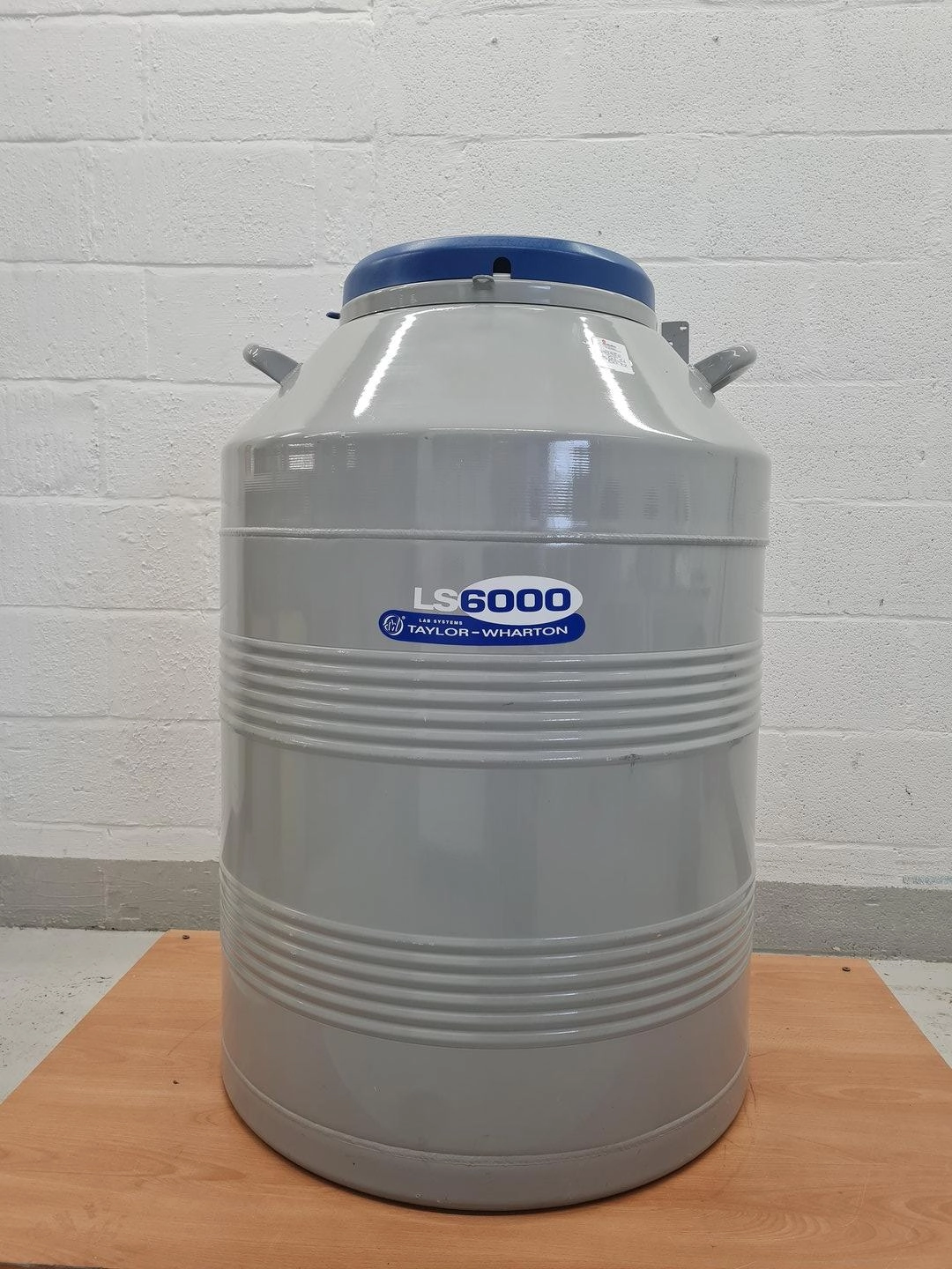 Taylor-Wharton LS6000 Liquid Nitrogen Cryogenic Storage Tank