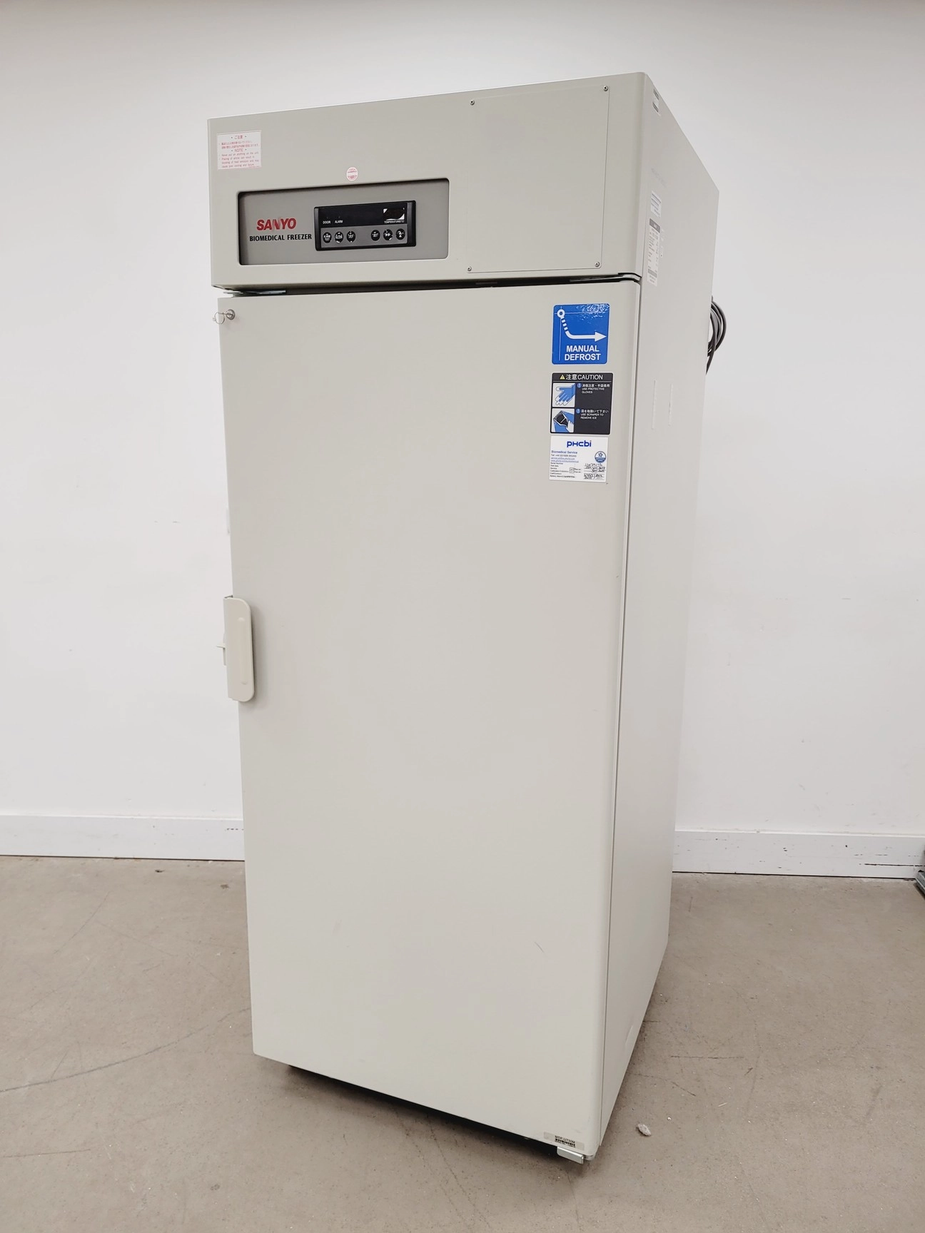 Sanyo MDF-U730M Biomedical Freezer Lab