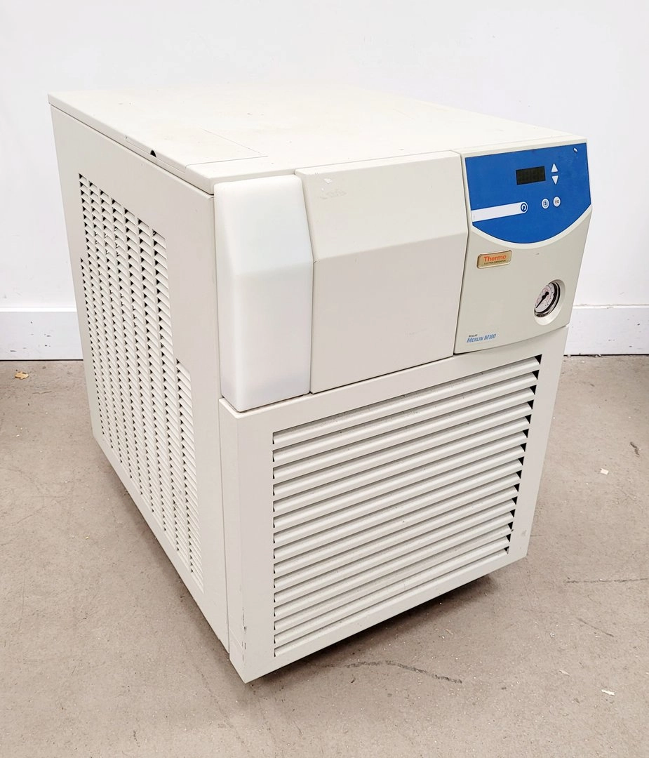 Thermo Electron Neslab Merlin M100 Recirculating Chiller Lab