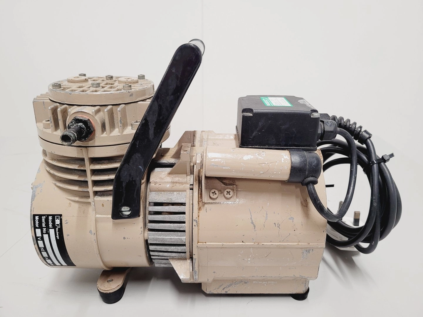 KNF Neuberger N 035 AN.18 Diaphragm Vacuum Pump