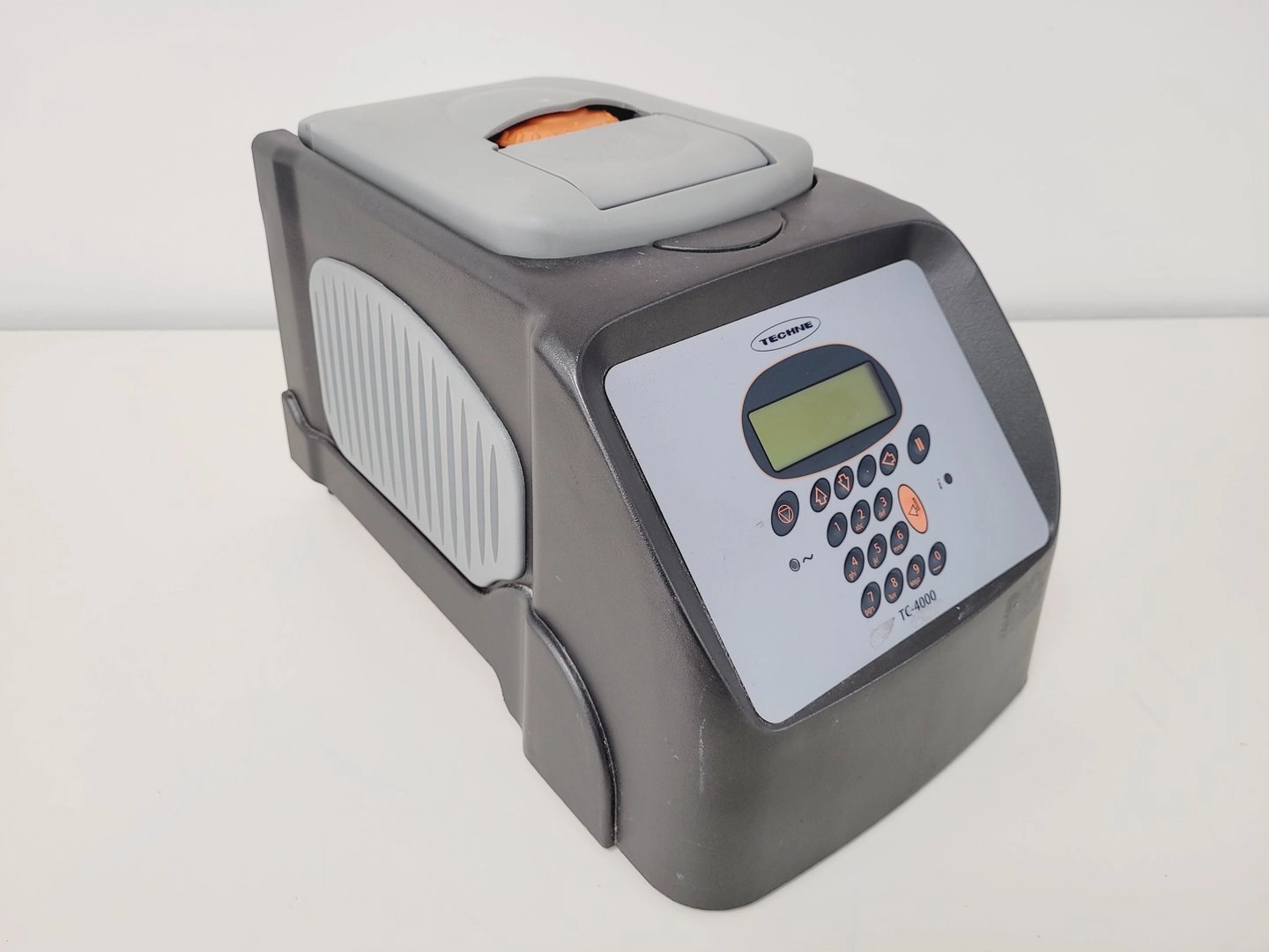 Techne TC-4000 Thermal Cycler Lab