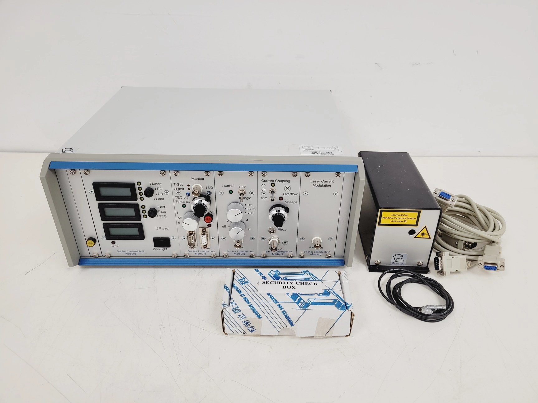 Sacher Lasertechnik Lasertex Laser System - TEC500 MLD1000 Lab