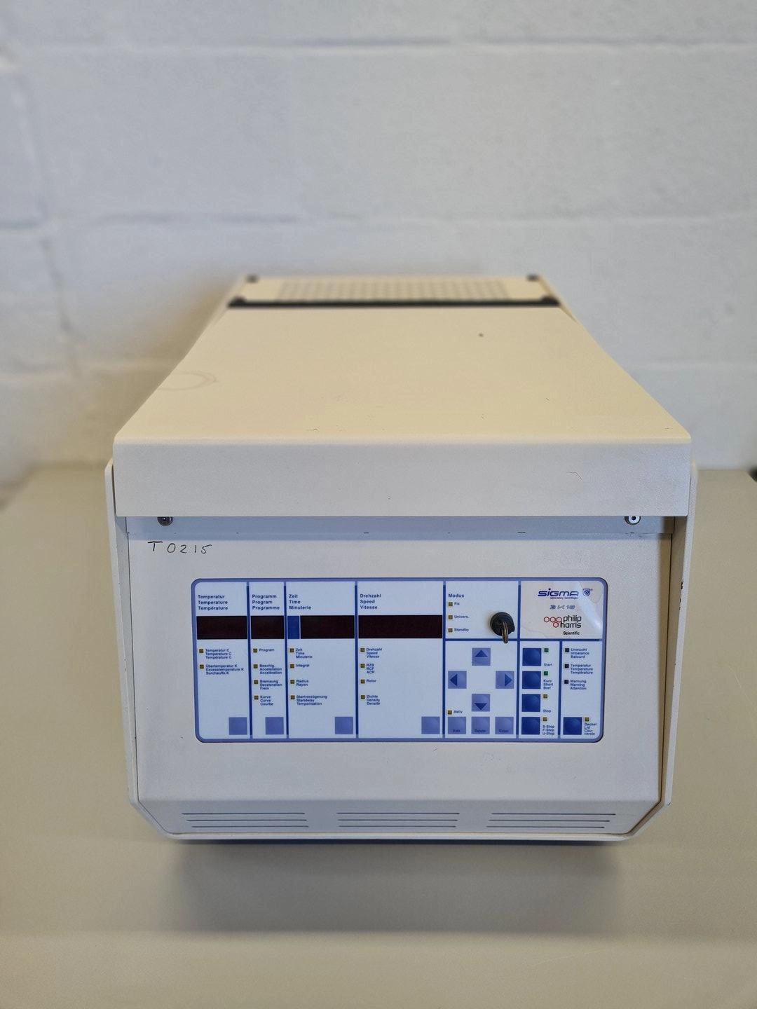 Sigma 3 K 18 Refrigerated Laboratory Centrifuge Lab