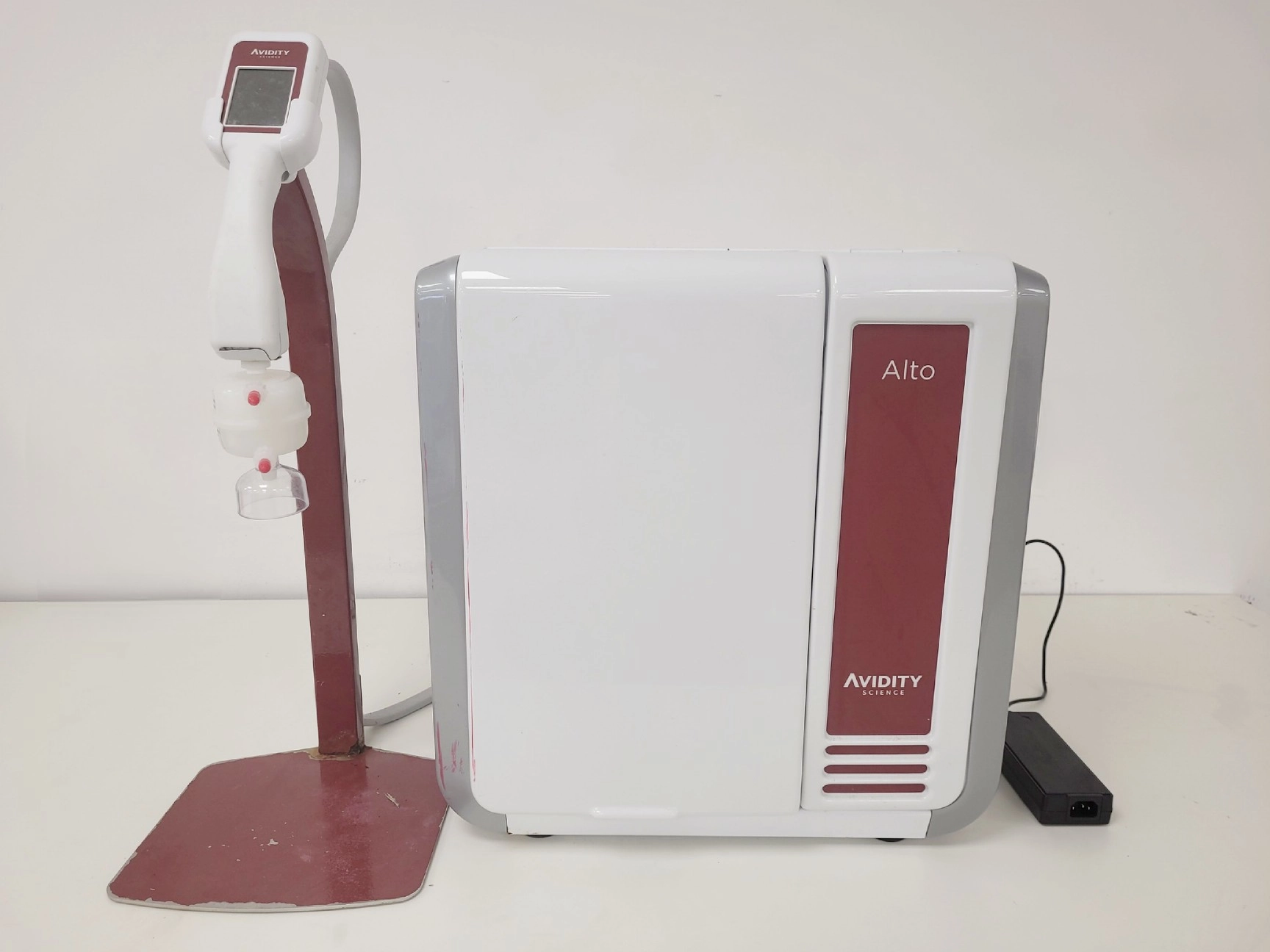 Avidity Alto Water Purification System Alto-UF-R Lab