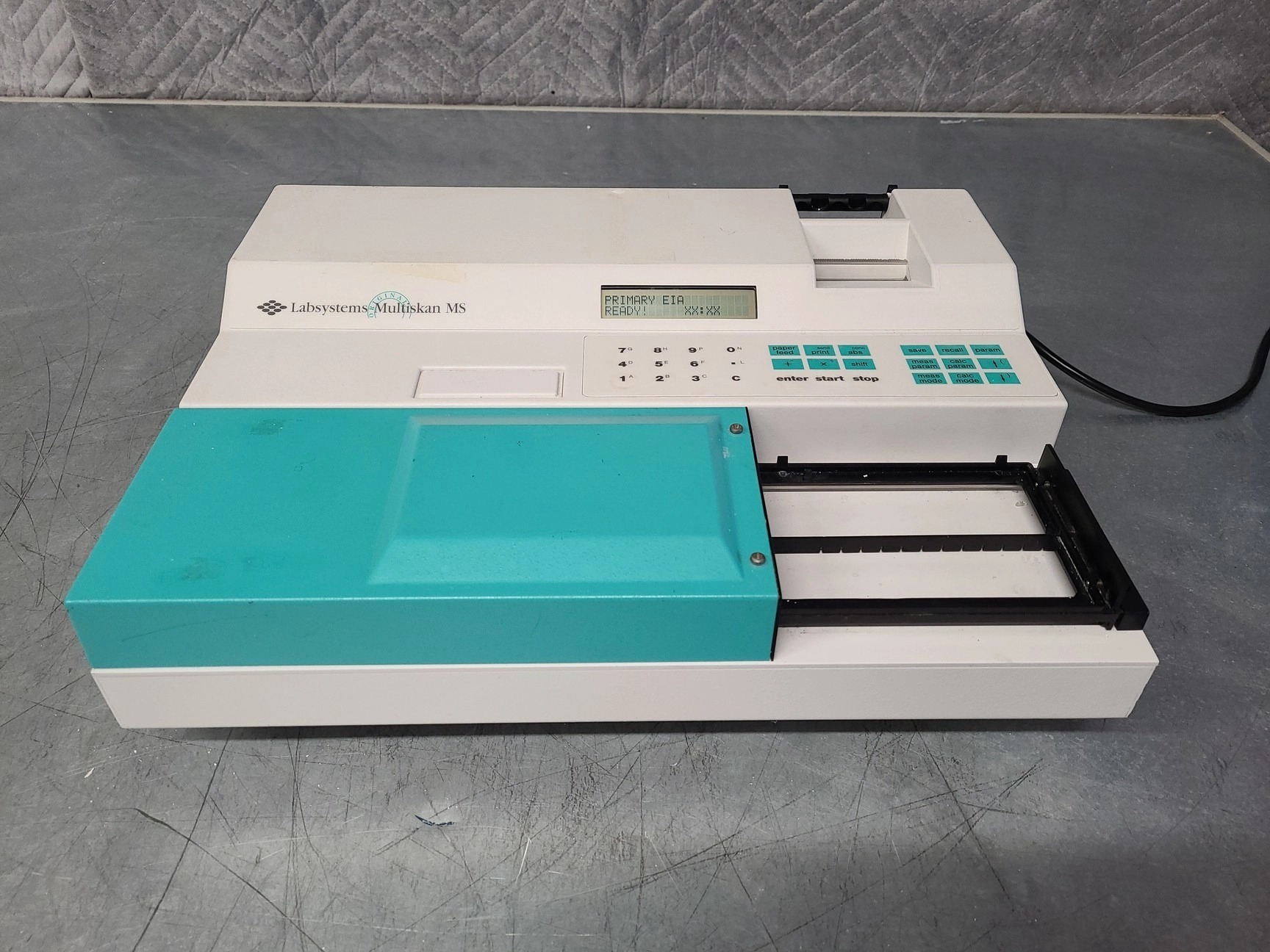 Labsystems Multiskan MS Type 352 Microplate Reader Lab