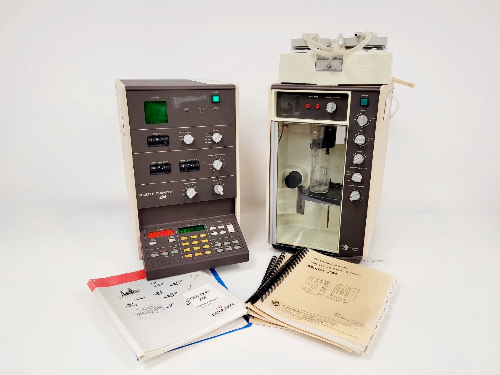 Coulter ZM Cell Counter,  S.ST.II Sampling Stand &amp; V.C.U. VWII Vacuum Container