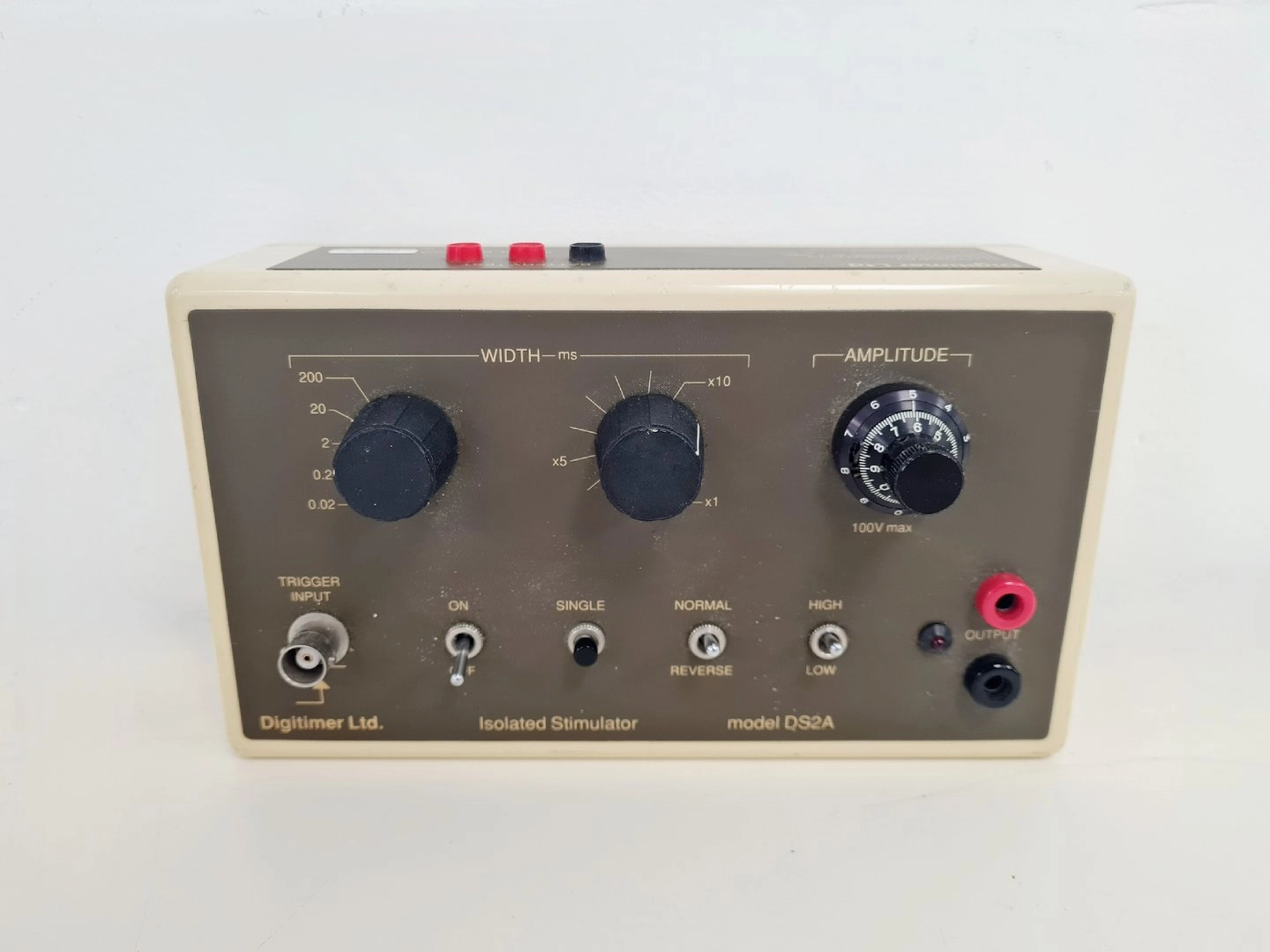 Digitimer LTD Isolated Stimulator Model DS2A Lab