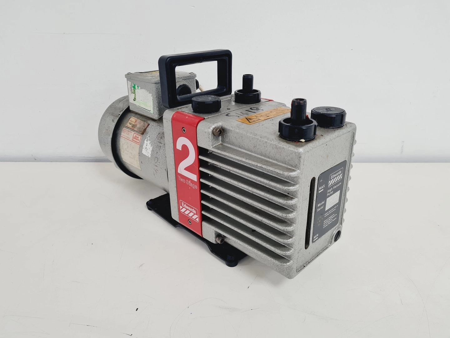 Edwards E2M2 2 Two Stage high Vacuum Pump