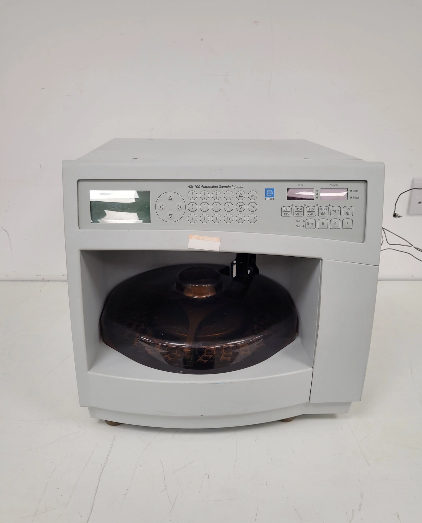 Dionex ASI 100 T HPLC Automated Sample Injector Lab