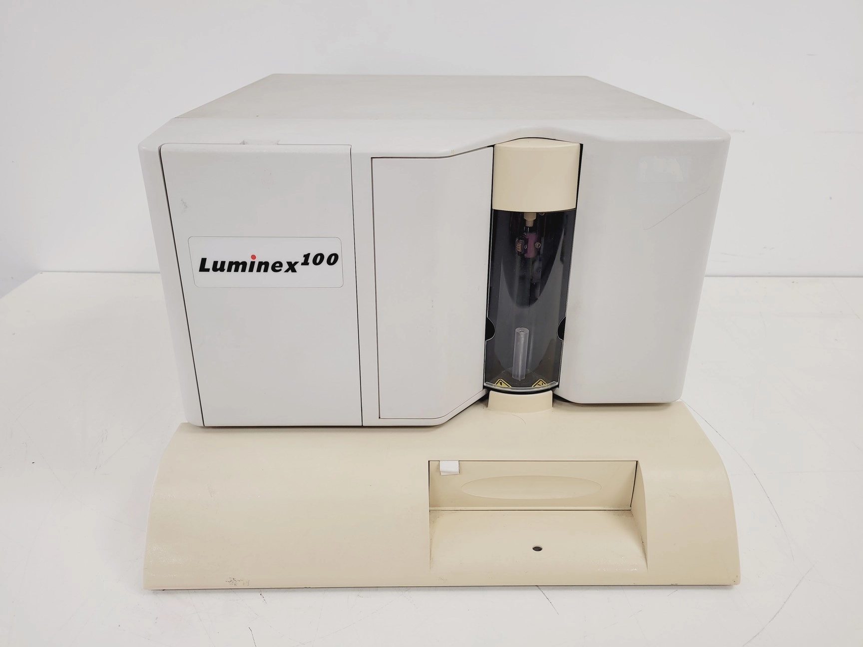 Luminex 100 Liquid Array Multiplexing System XYP Lab