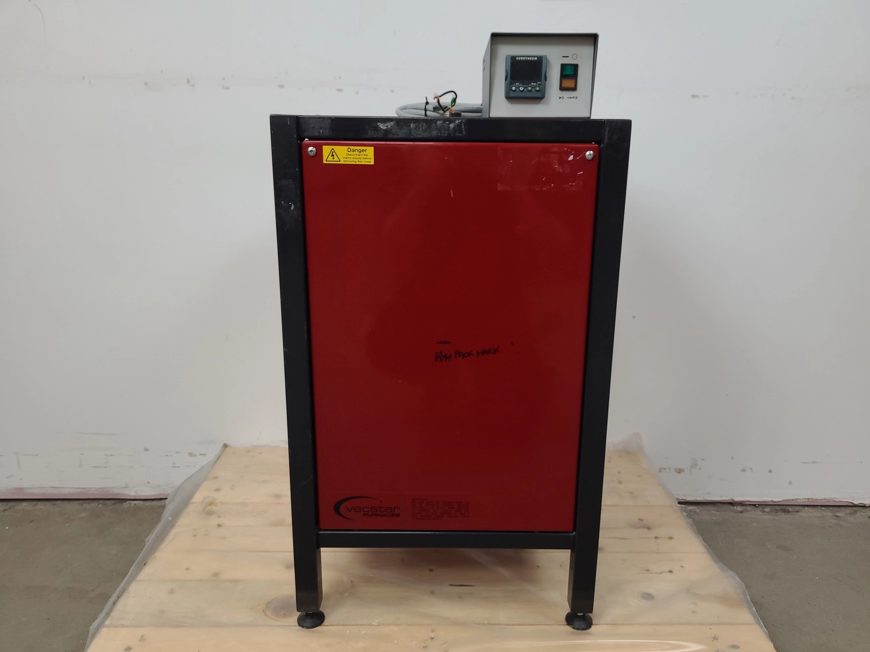 Vecstar Tube Furnace  Model: VTF7 Lab