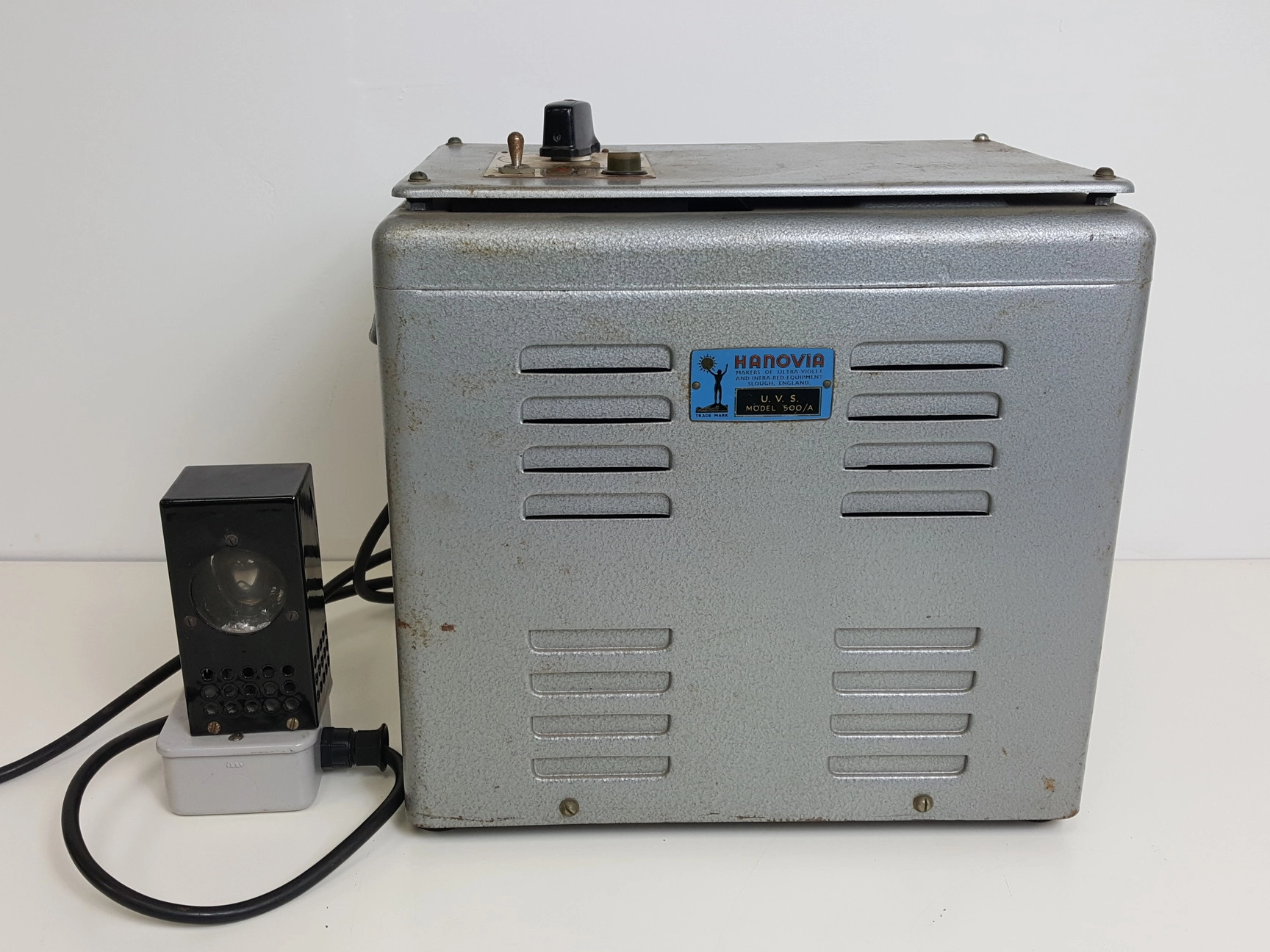 Hanovia U.V.S Model 500/A &amp; UV Lamp Lab