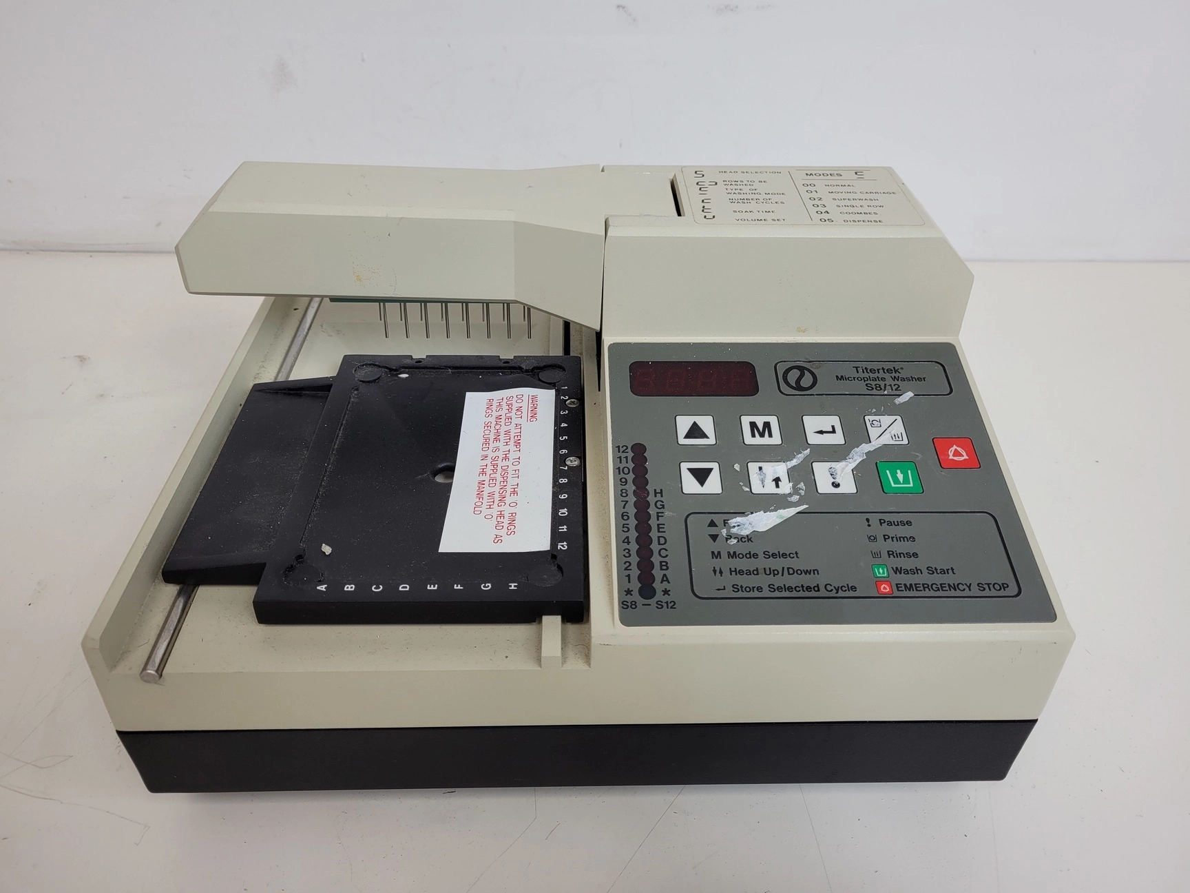 Titertek Microplate Washer S8/12  Cat no. 78-402-00 Lab