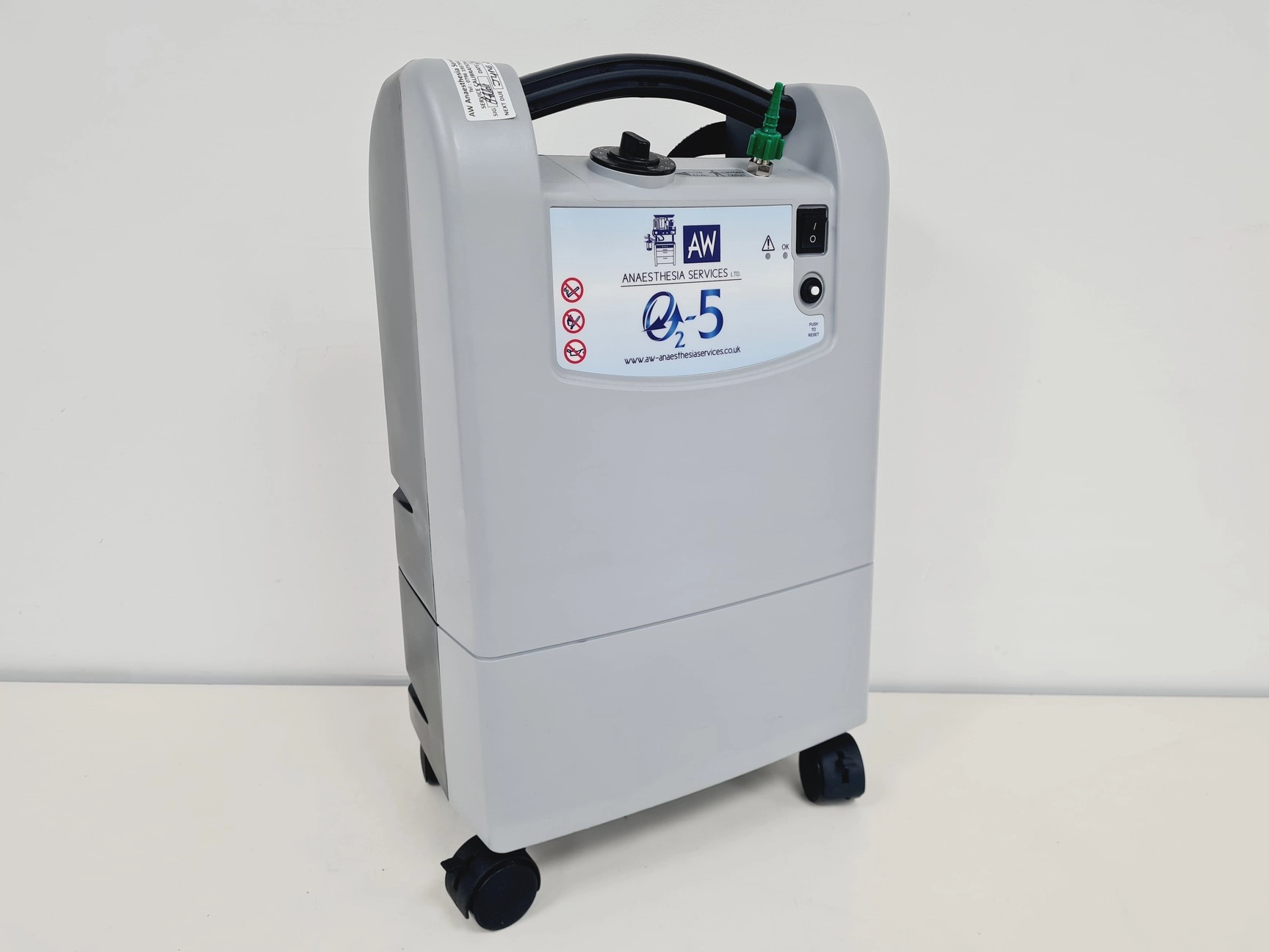 AW Anaesthesia Services Ltd O2-5 Oxygen Concentrators PRO 5 MODEL 725 OCSI N Lab