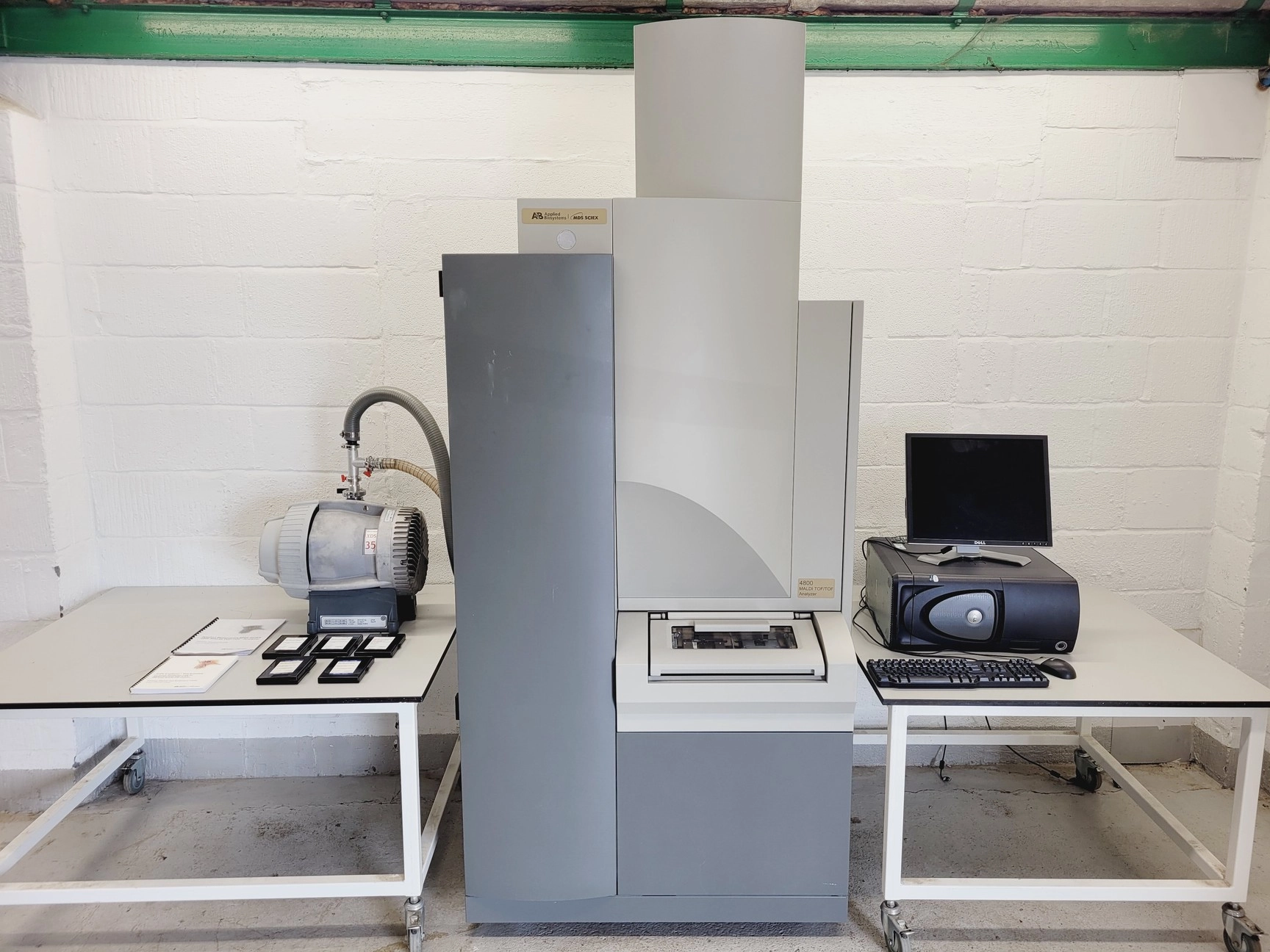 Applied Biosystems MDS SCIEX 4800 Maldi TOF/TOF Analyser W/ PC and Software Lab