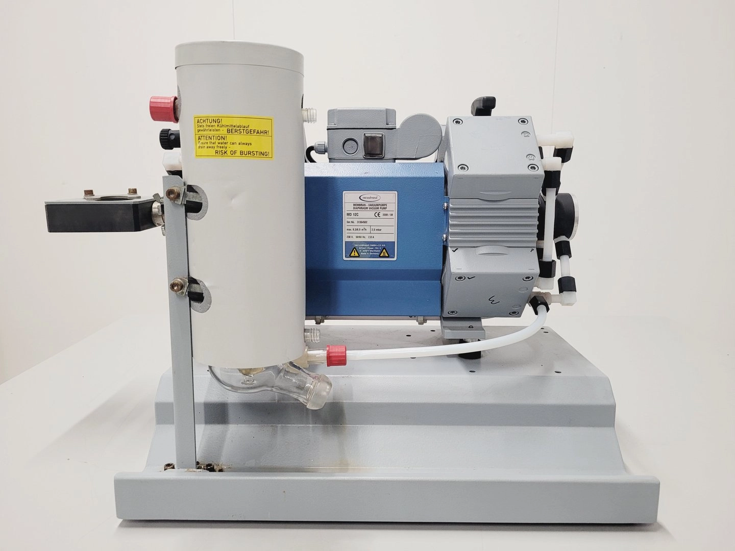 Vacuubrand MD12C Laboratory Diaphragm Vacuum Pump Chemical Resist Lab