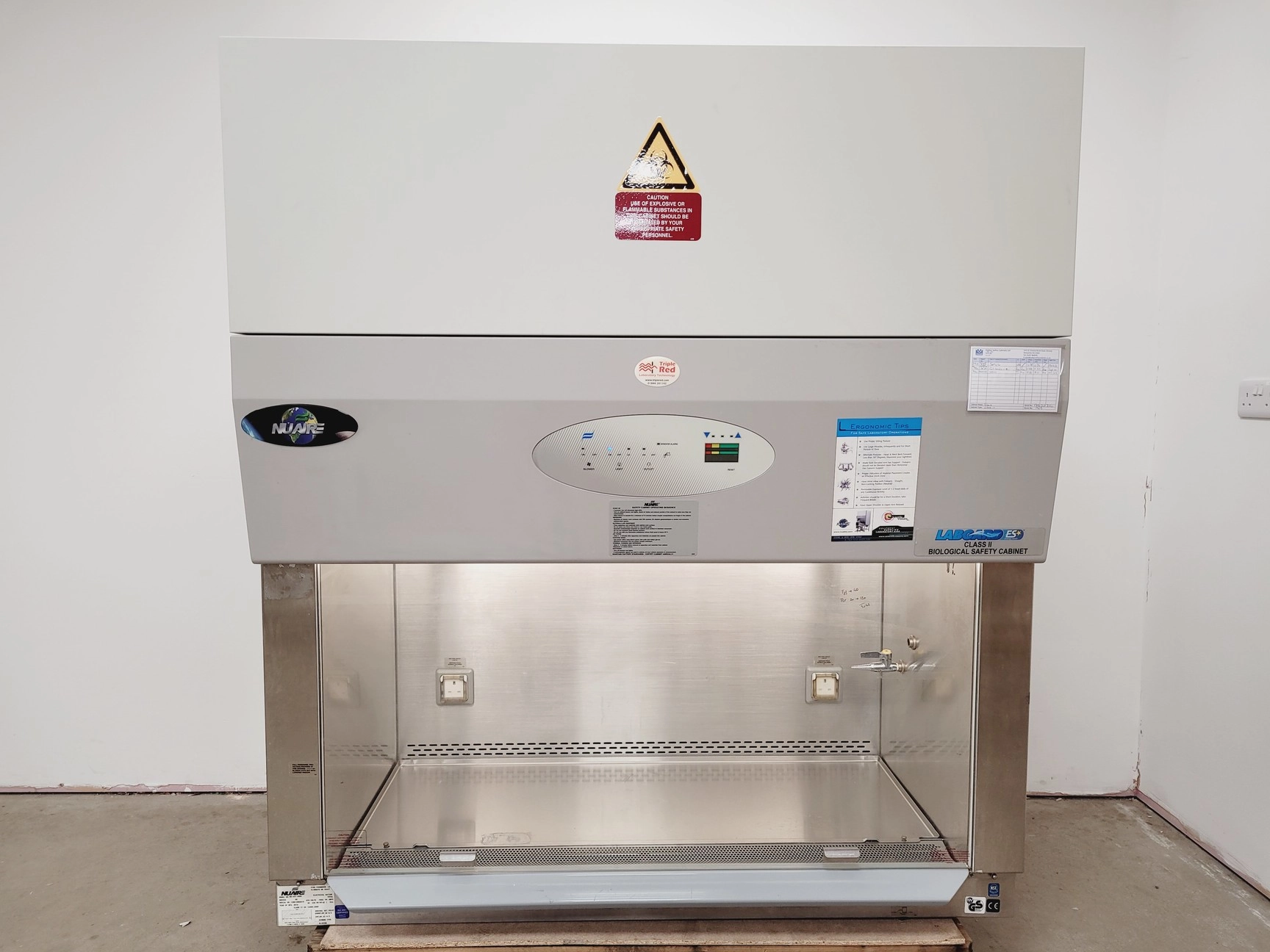 Nuaire Labgard Class II Biological Safety Cabinet NU-437-400E  Series 6 Lab