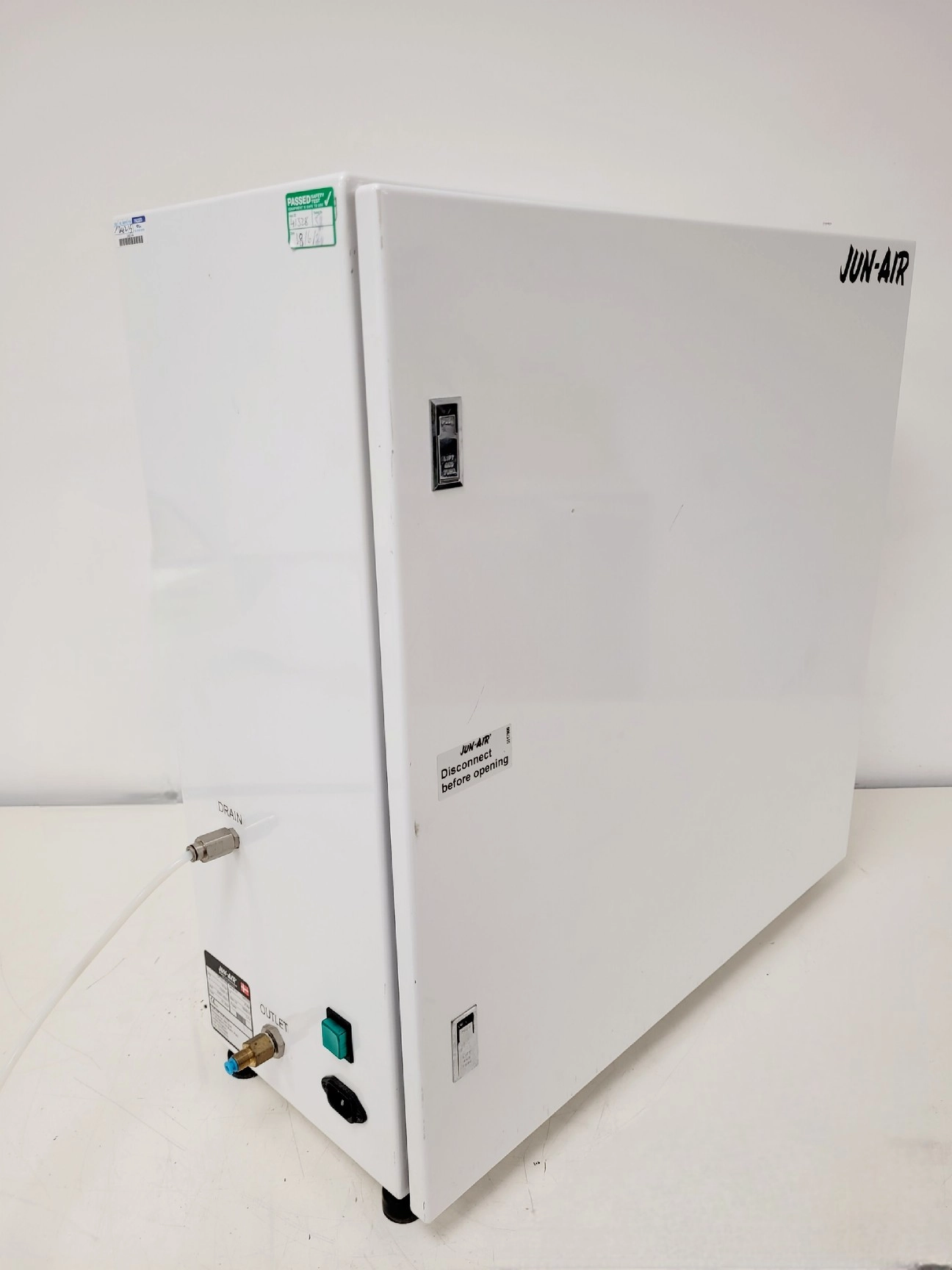 Jun-Air OF302-4S Oil-Free Compressor Lab