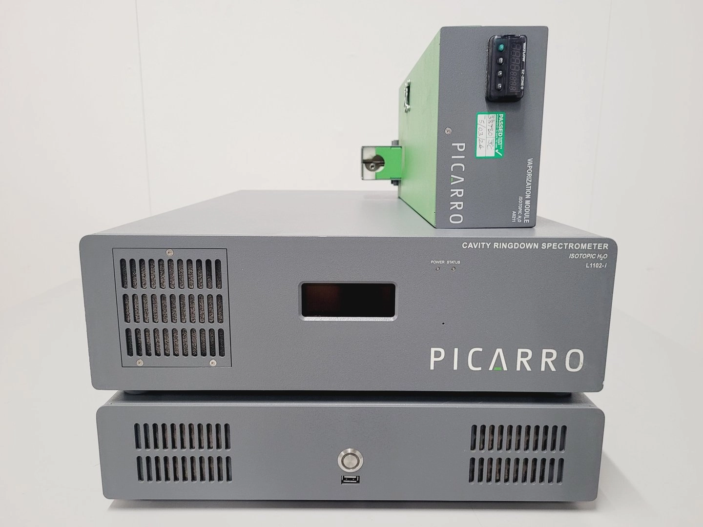 Picarro Cavity Ringdown Spectrometer L1102-i Isotopic H2O System