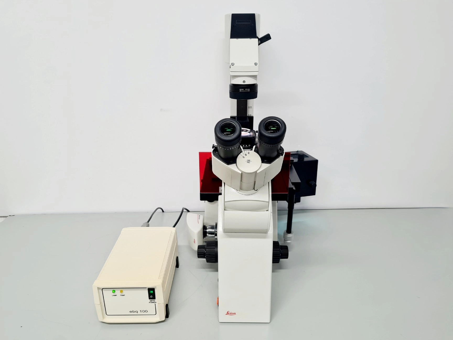 Leica DMIRB Inverted Microscope With 5 Objectives &amp; EBQ 100 PSU Lab