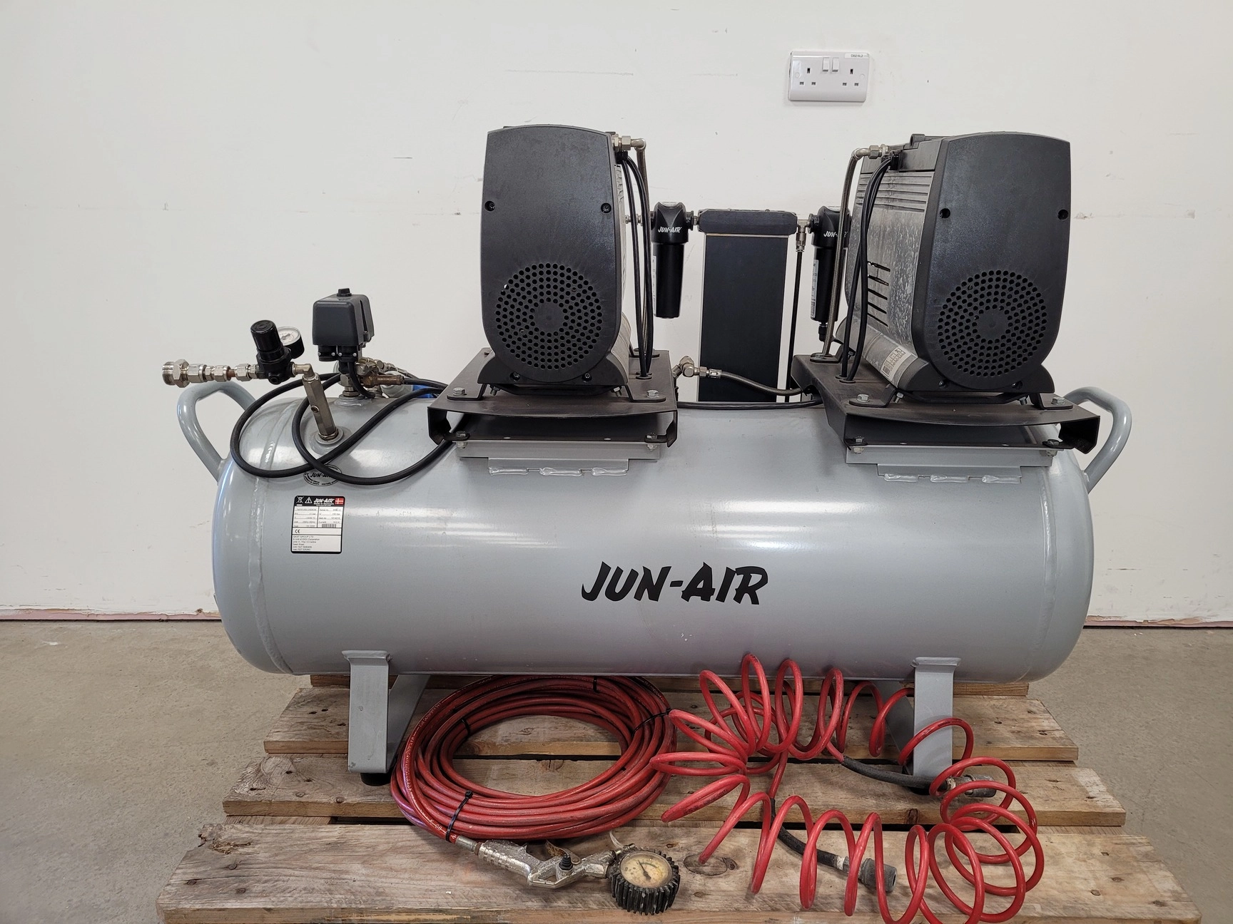 JUN-AIR Oil-Less Rocking Piston Air Compressor  Model - 2 x OF1202-150BD6