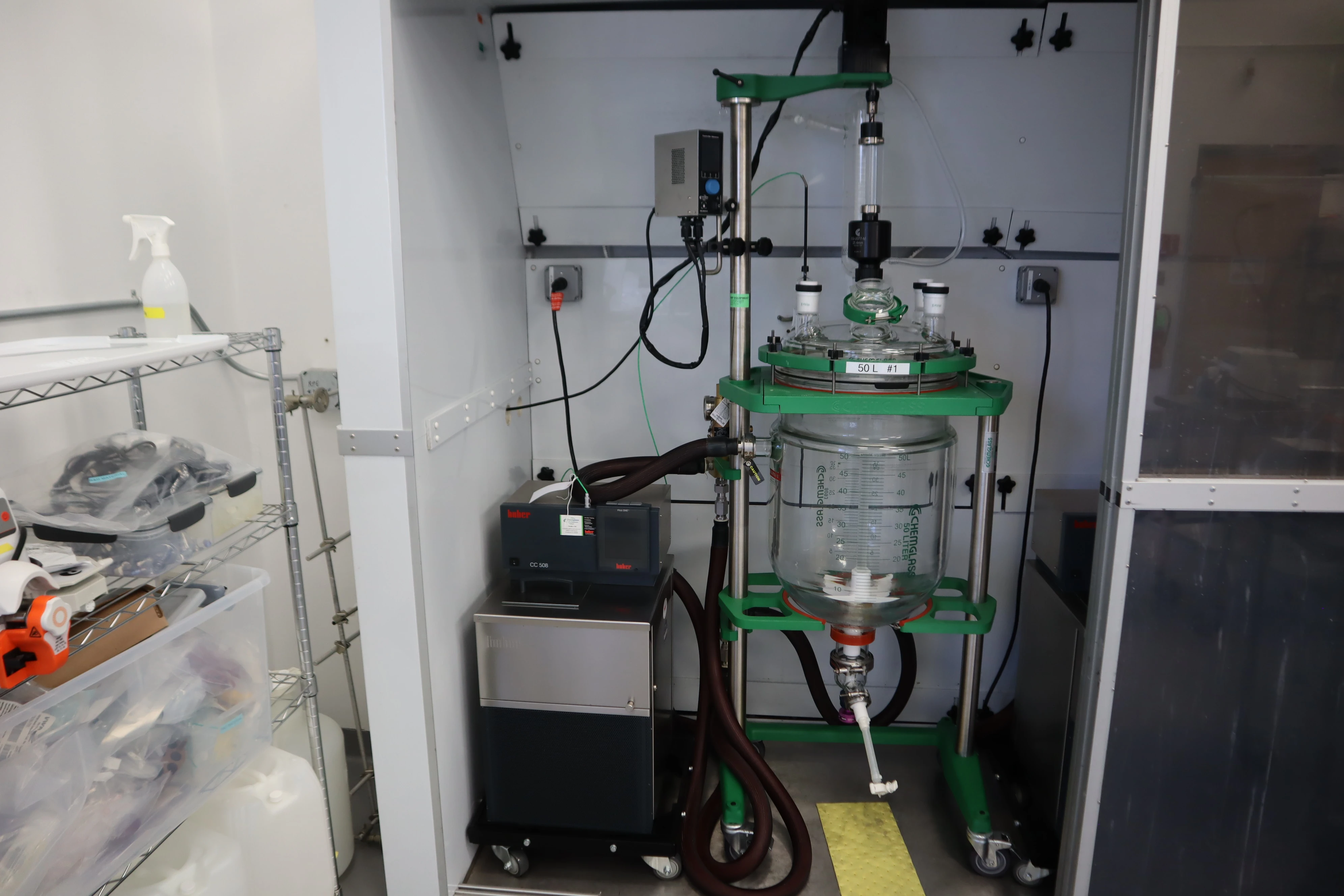 Chemglass 50L Chemical Lab Jacketed Glass Reactor with Huber CC-508 with Pilot ONE Circulator