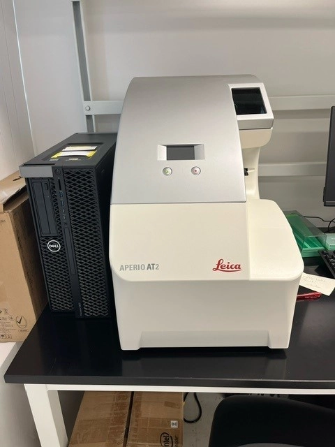 Leica Aperio AT2 DX System Imager