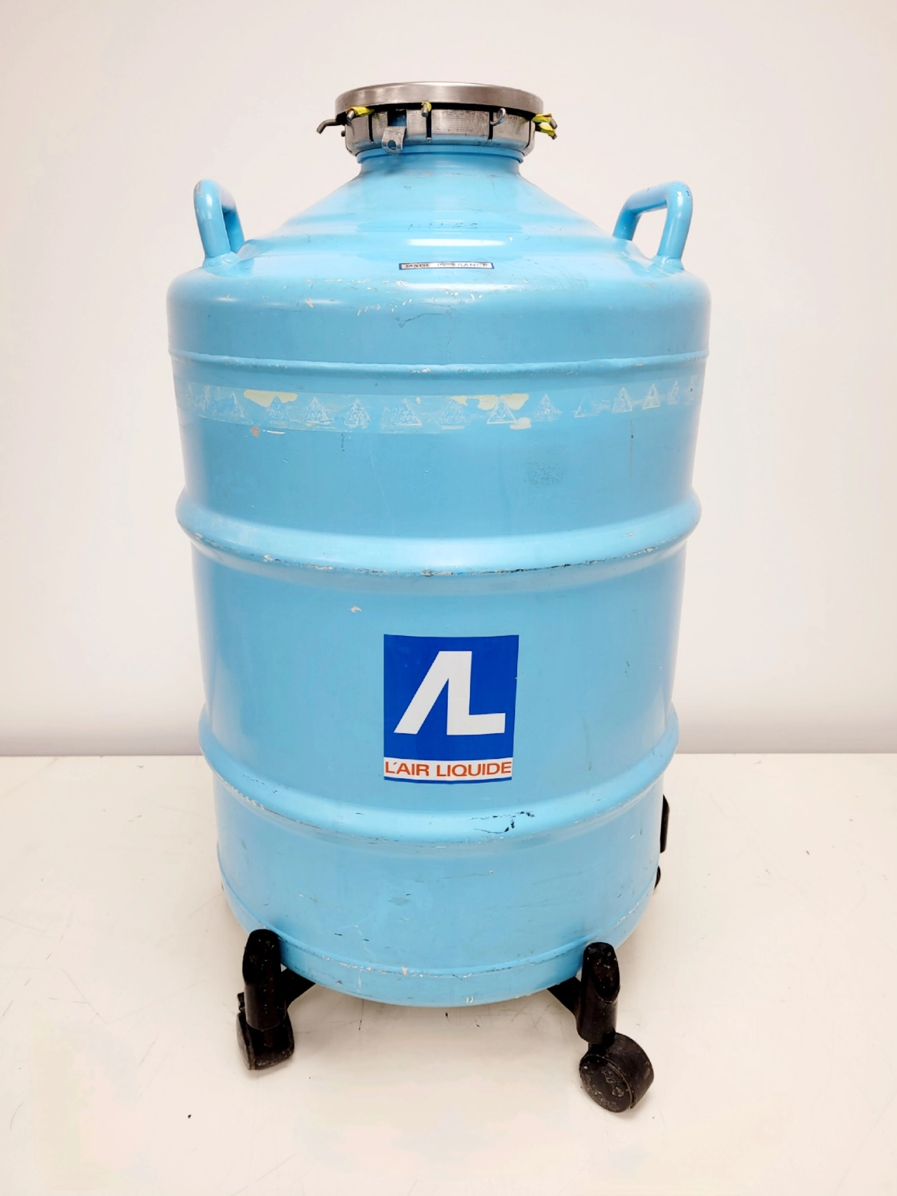 L'Air Liquide Liquid Nitrogen Dewar  RCB 40 A Lab