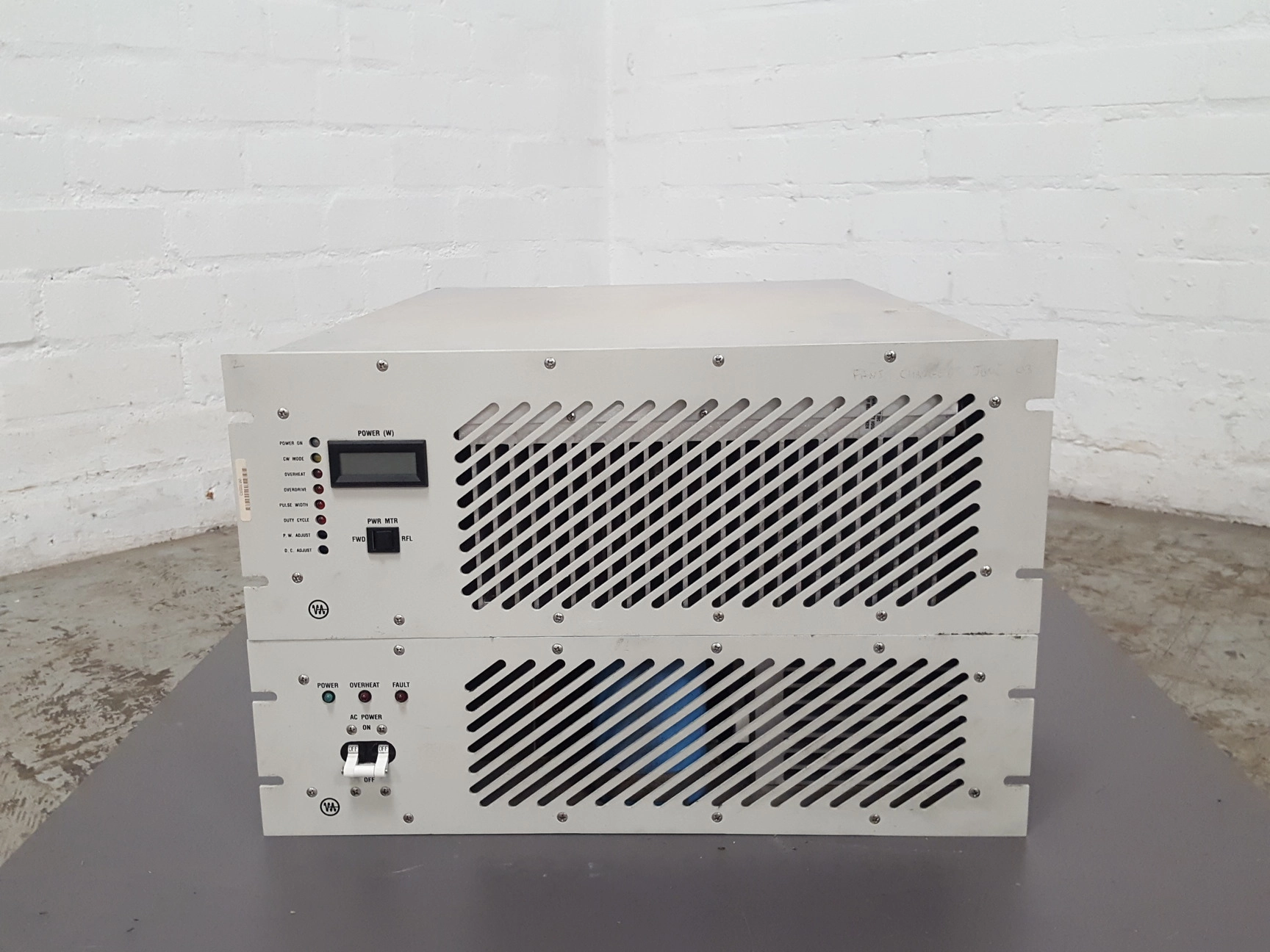 Varian Herley-AMT 3200LP Power Amplifier 3000 Power Supply Lab NMR