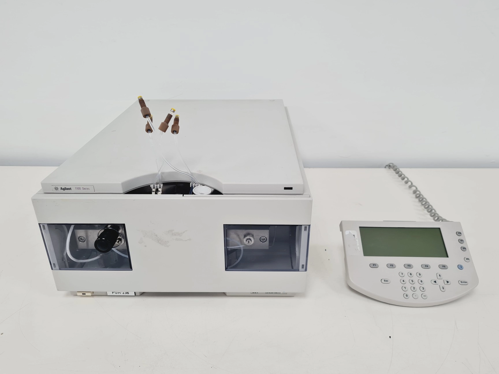 Agilent Technologies 1100 Series Bin Pump G1312A w/ Controller Lab