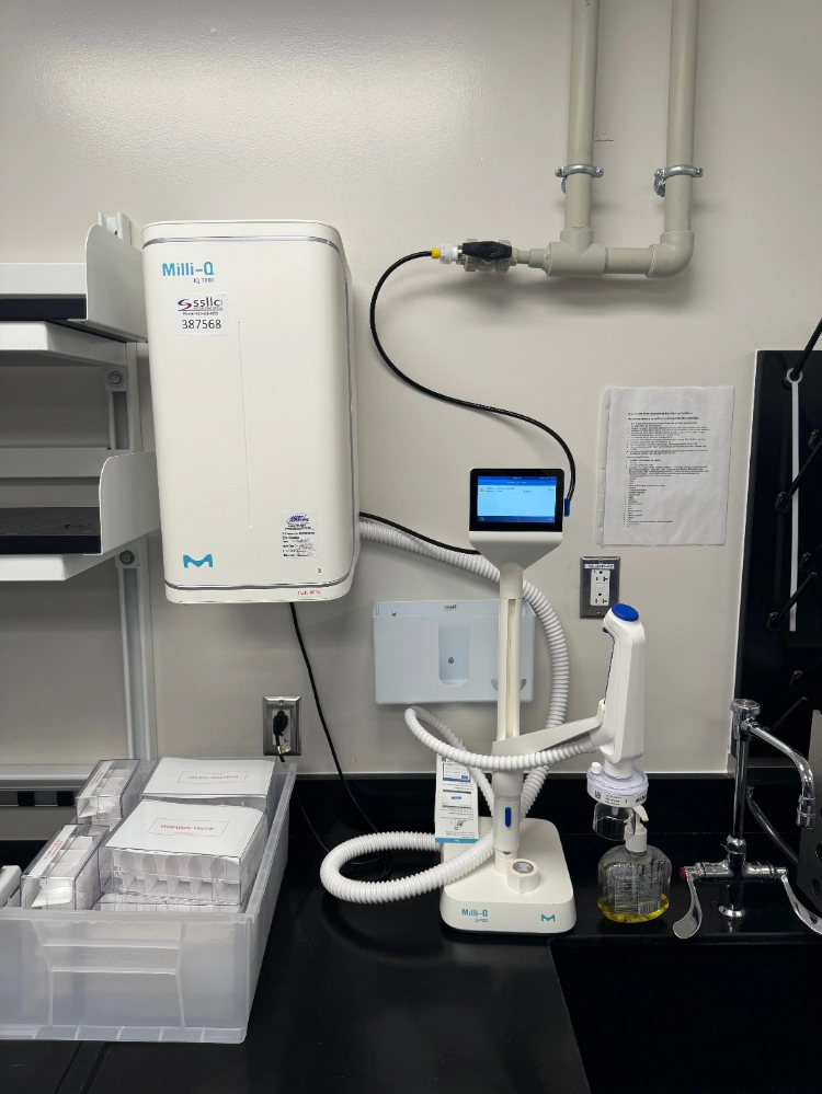 Millipore Milli-Q IQ 7000 Lab Water Purification System