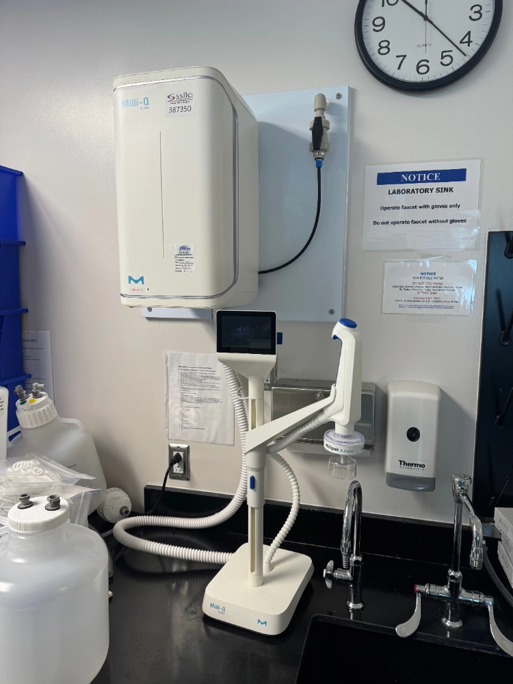 Millipore Milli-Q IQ 7000 Lab Water Purification System