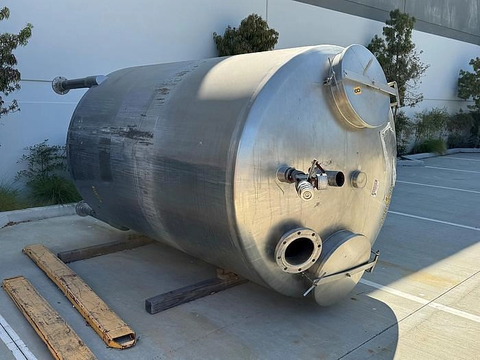 Tank, 2,000 Gallon, 316 Stainless Steel, 6' x 9', Dish Bottom