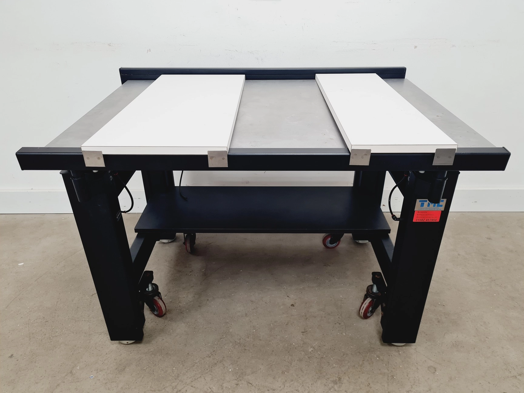 TMC Micro-G 63-541 Anti-Vibration Isolation Table Lab