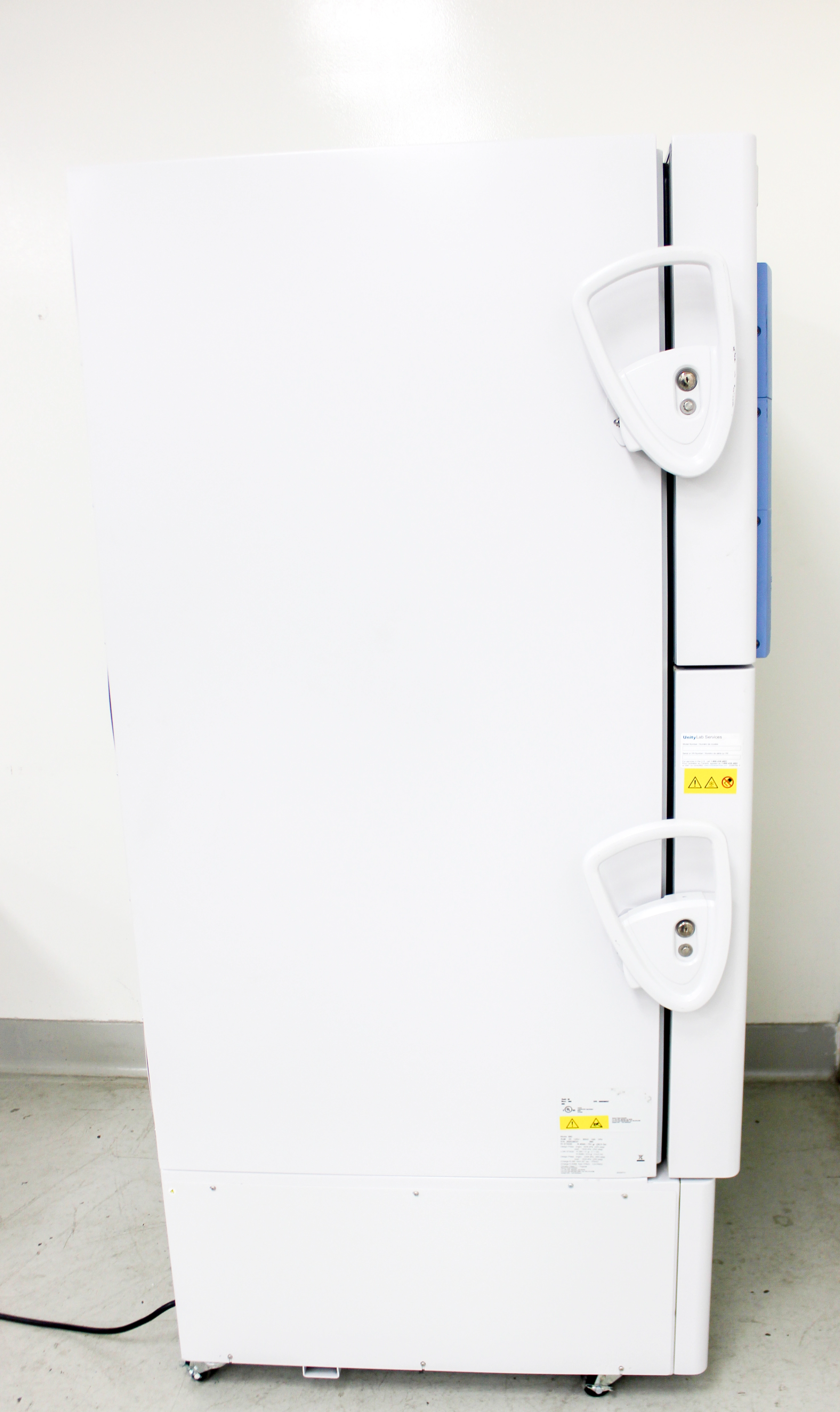 Thermo 990 Ultra Low Freezer -86C Upright 23 cu ft. Used in Lab
