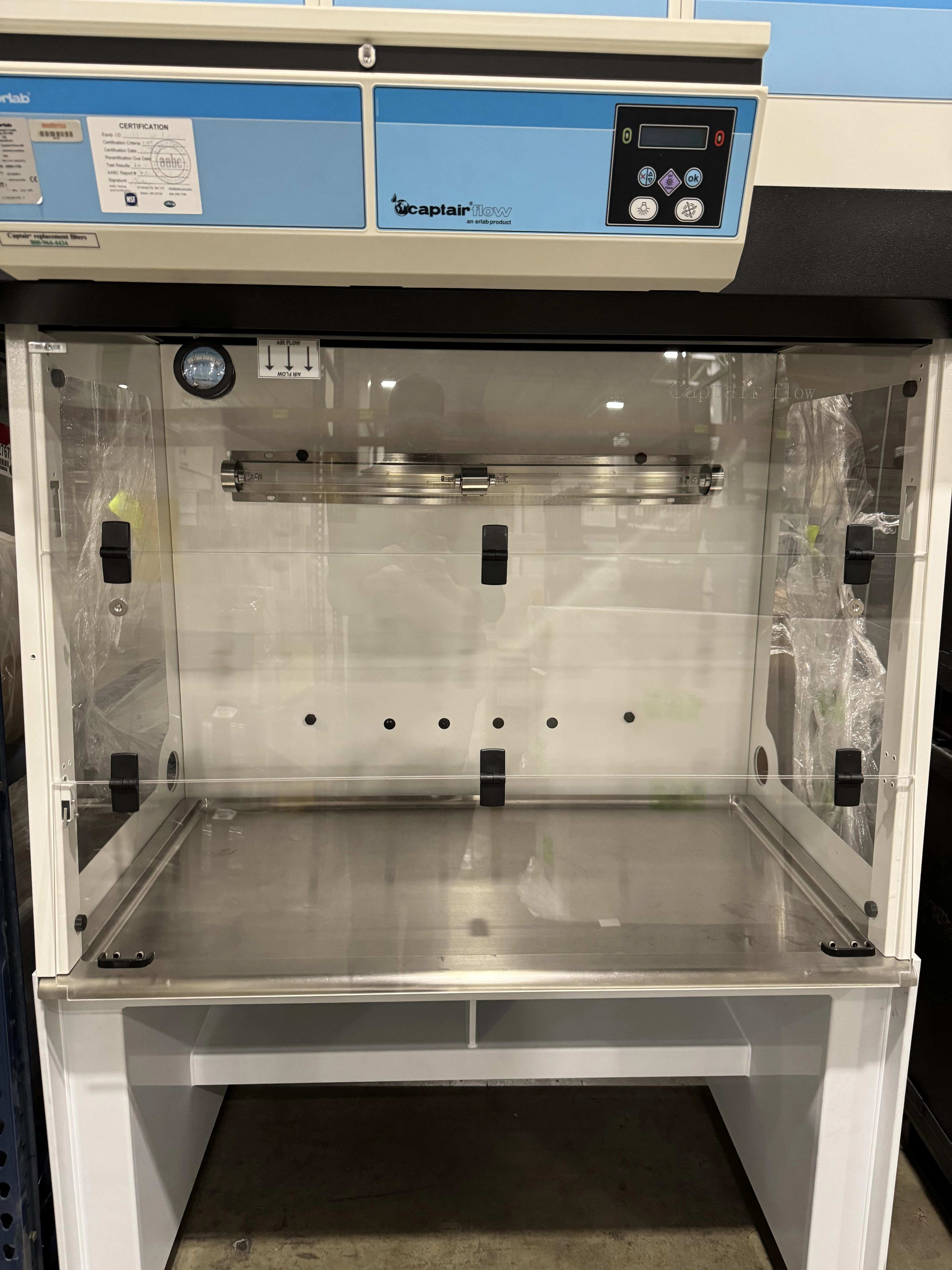 Erlab Captair 483 Smart Ductless Fume Hood Used Lab Equipment 120V Clean Hood / Laminar Flow Hood - ST227680