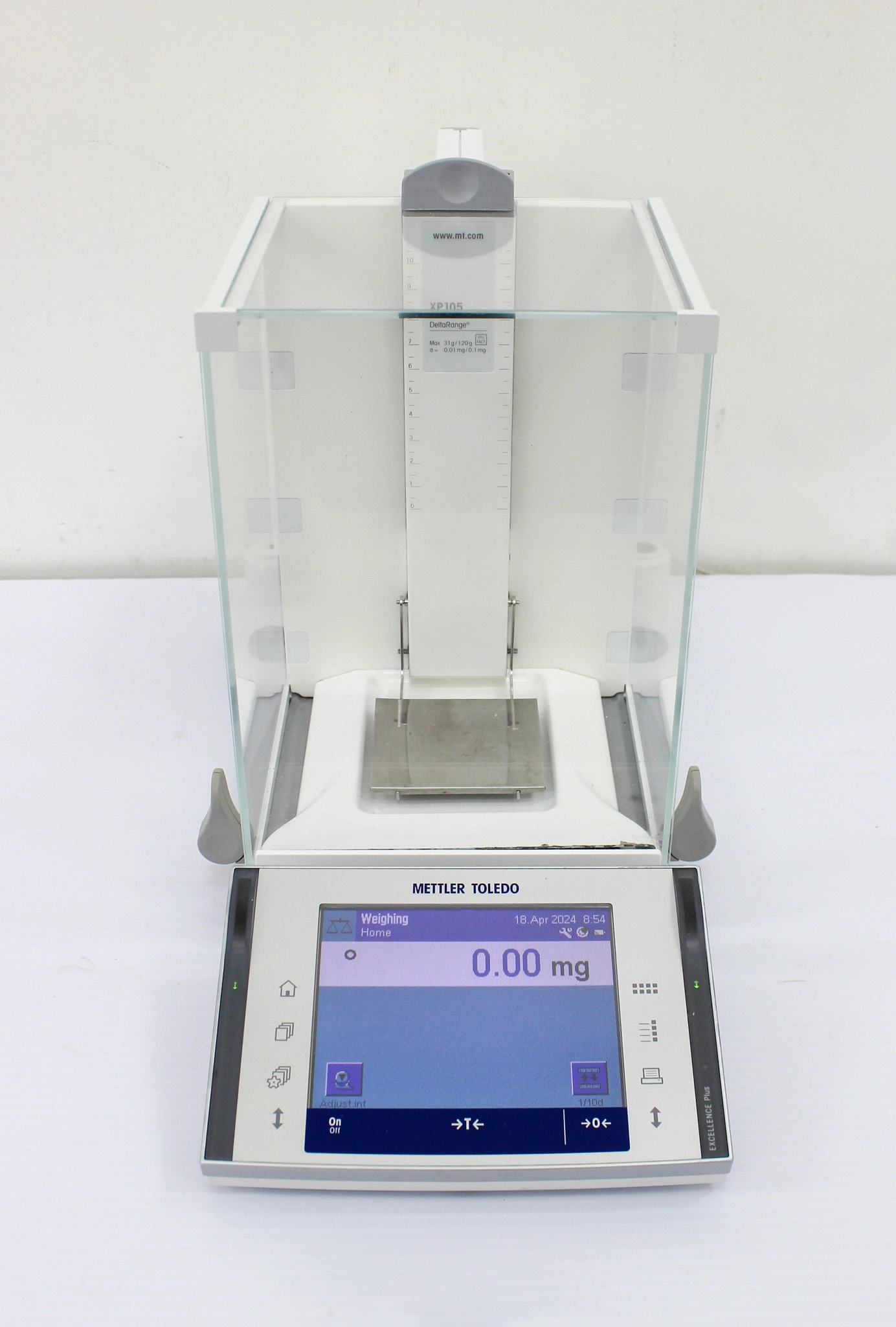 Mettler Toledo XP105DR Analytical Balance Scale - 3376787