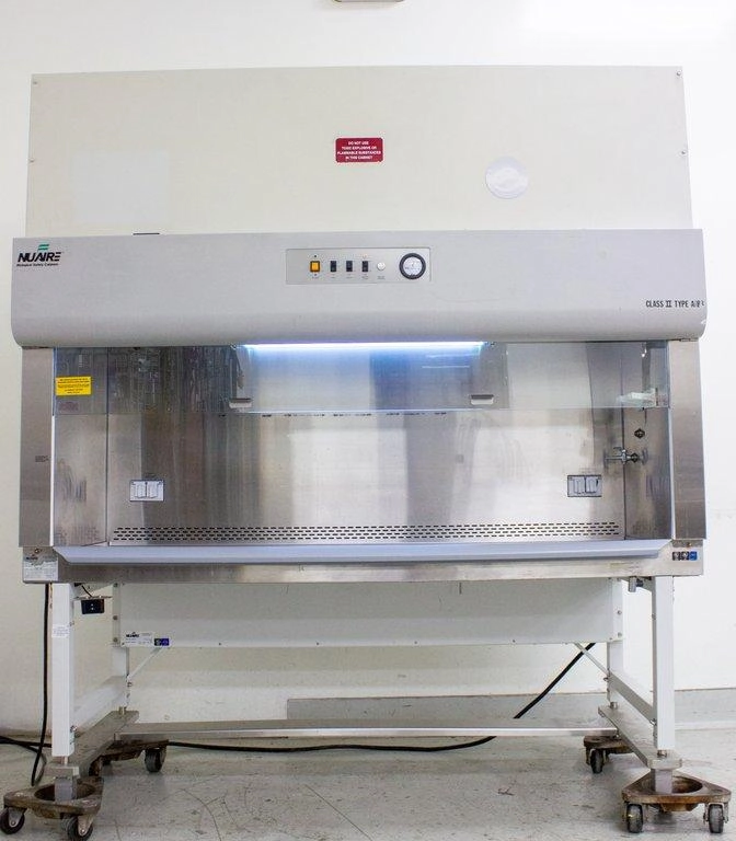 NuAire NU-425-600 Class II Type A/B3 with Motorized Stand Preowned Laboratory Equipment - 3374575