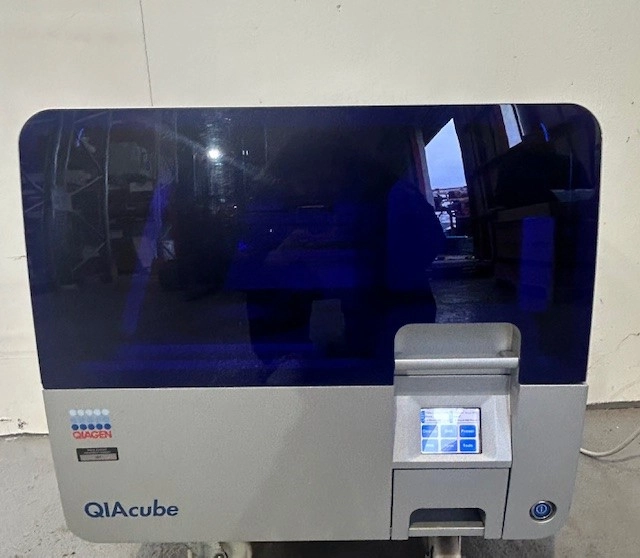 Qiagen QIAcube Protein Analyzer - 8001008