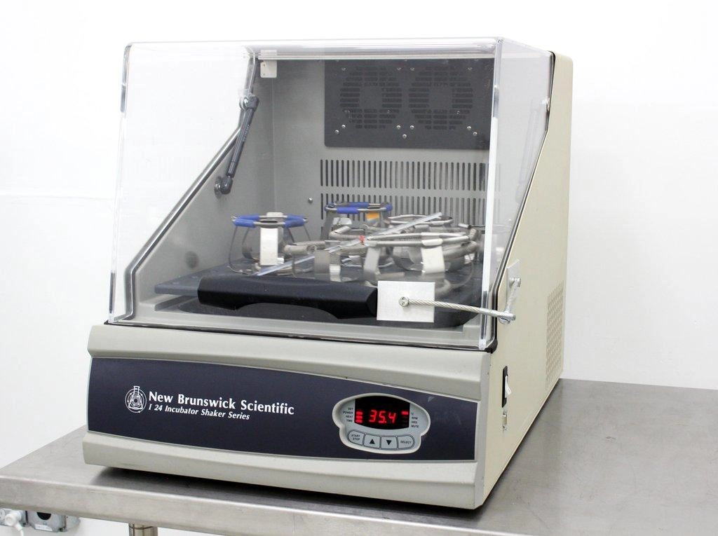 New Brunswick I Series 24 Benchtop Incubator Shaker - 3377693