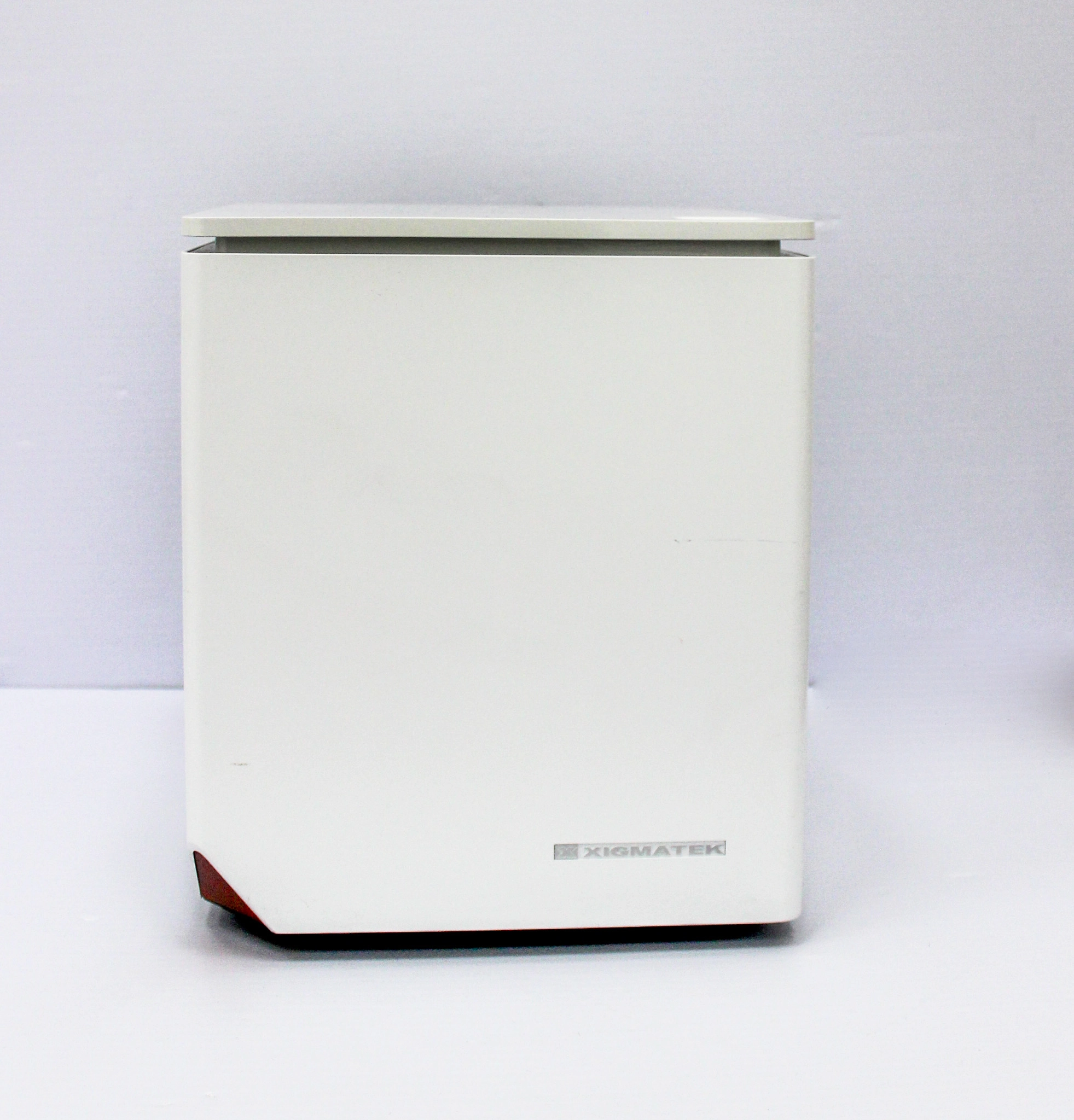 XIGMATEK Nebula C Mini ITX Cube white Cube Chassis Model: XEN6329 - 3376209